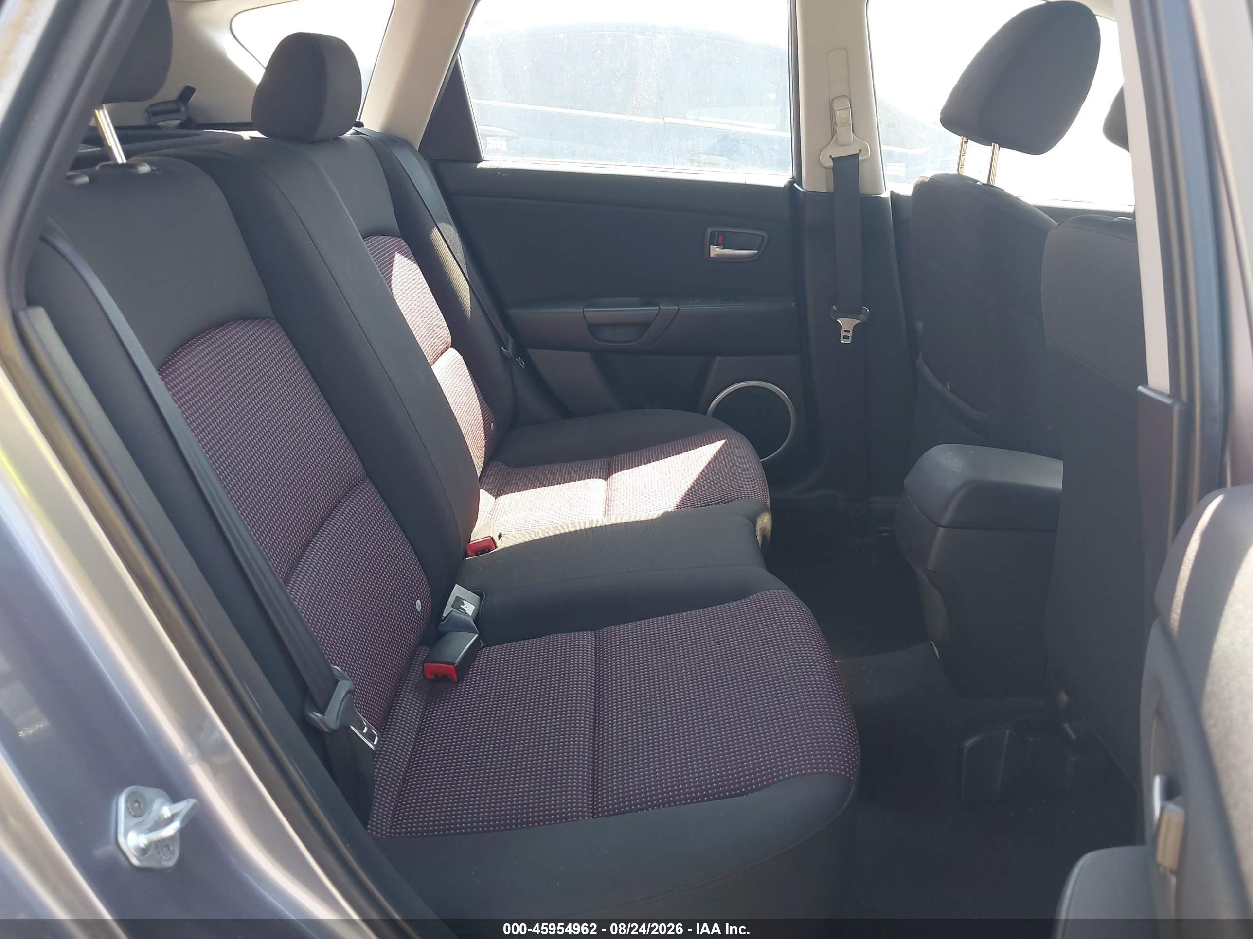2004 Mazda Mazda3 S Red vin: JM1BK343X41157799