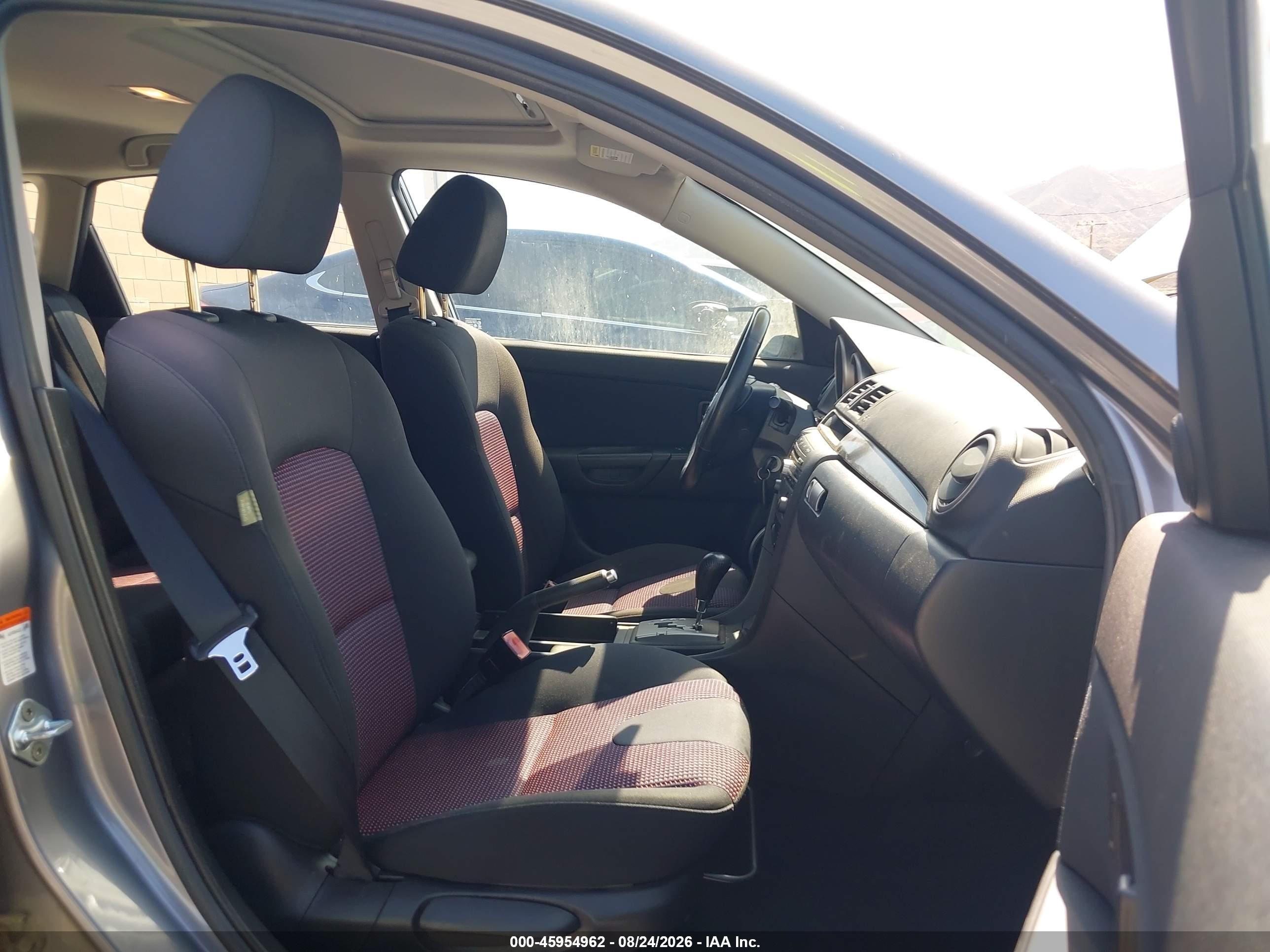 2004 Mazda Mazda3 S Red vin: JM1BK343X41157799