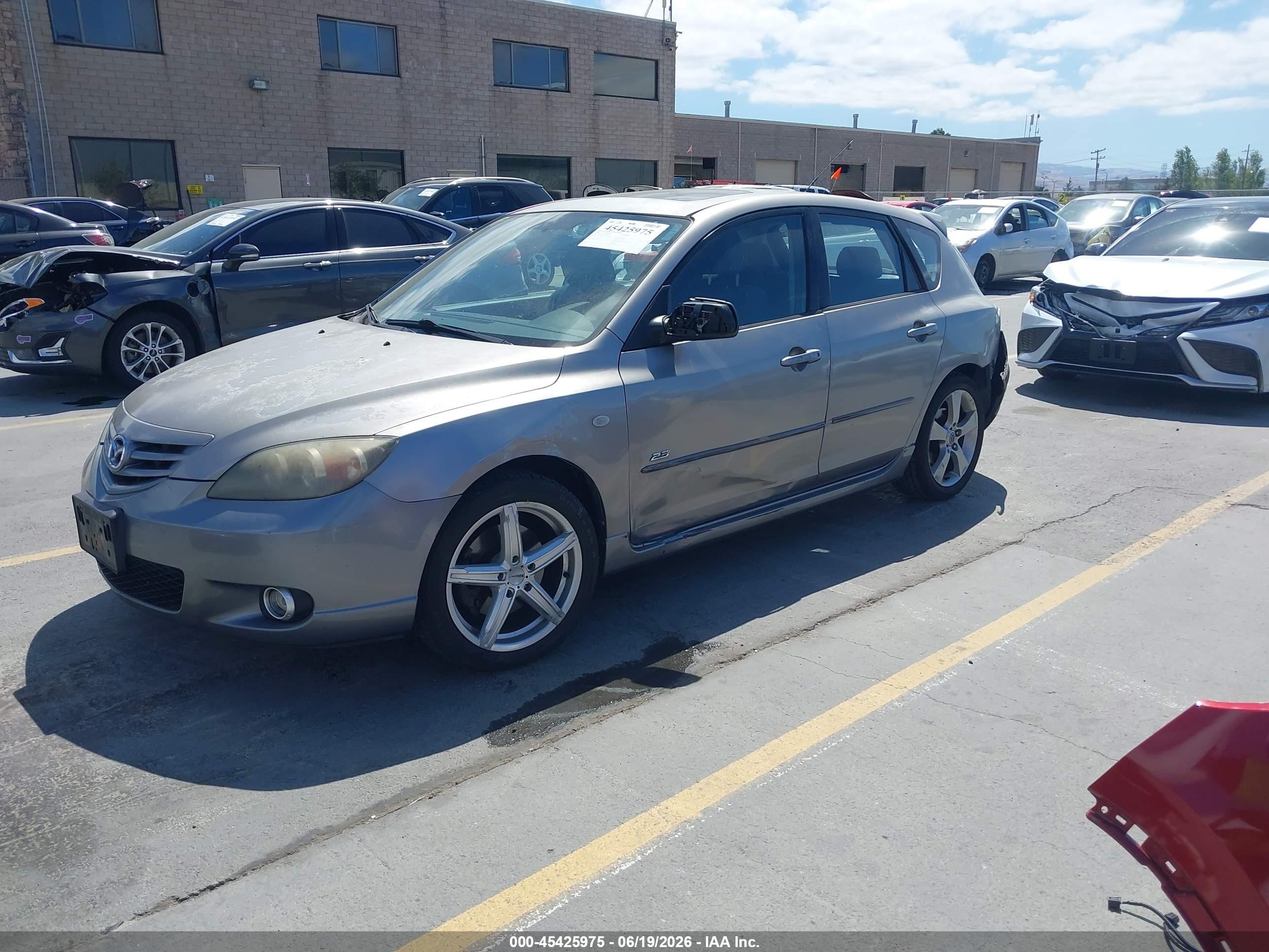 2006 Mazda Mazda3 S Touring Gray vin: JM1BK344361530600