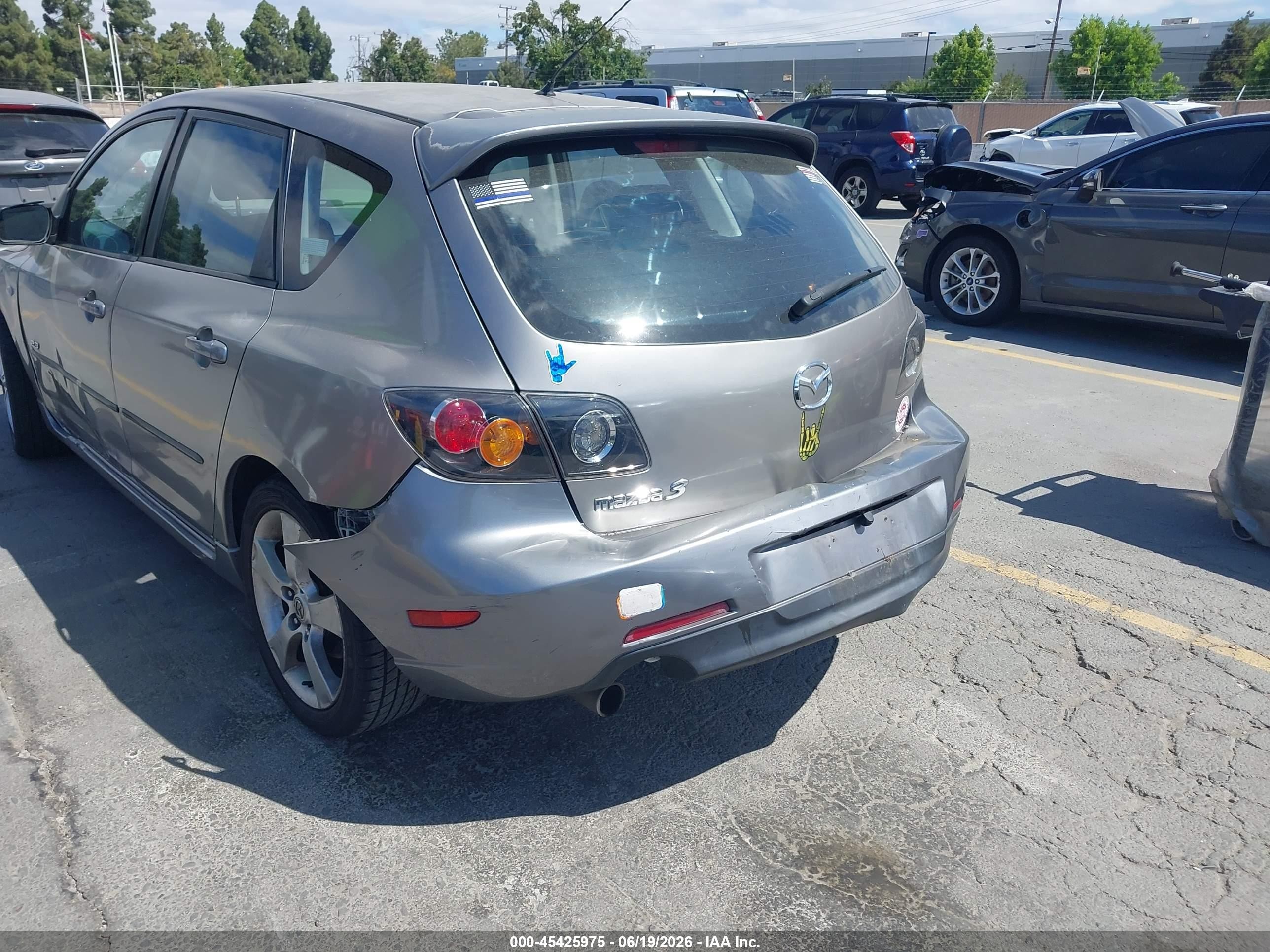 2006 Mazda Mazda3 S Touring Gray vin: JM1BK344361530600