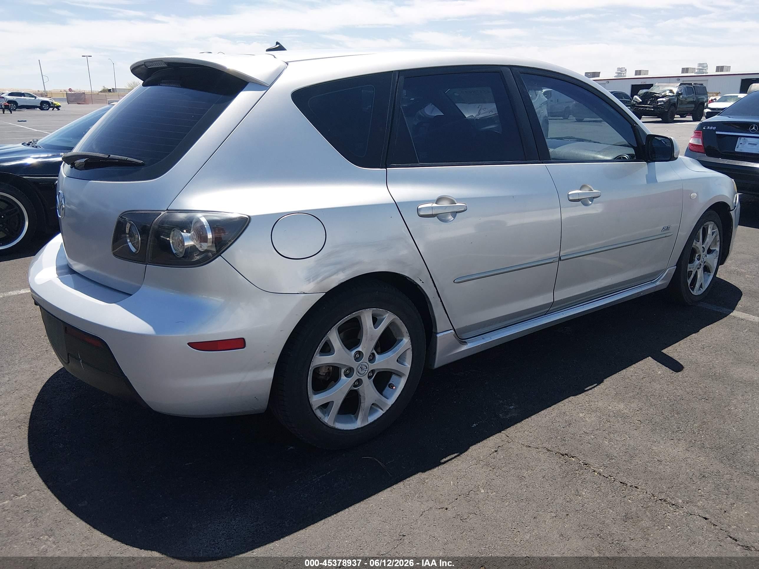 2008 Mazda Mazda3   Silver vin: JM1BK344381122195