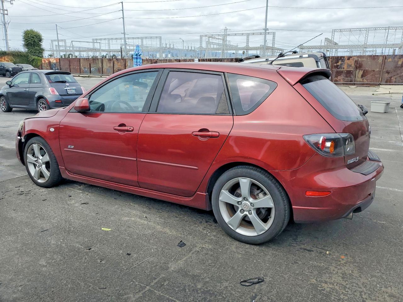 2006 Mazda 3 Hatchback Red vin: JM1BK344461485487