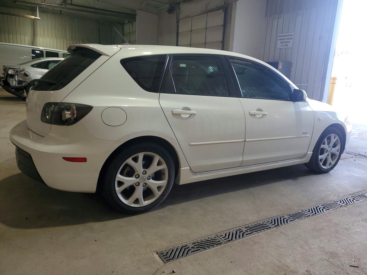 2009 Mazda 3 S White vin: JM1BK344591245305