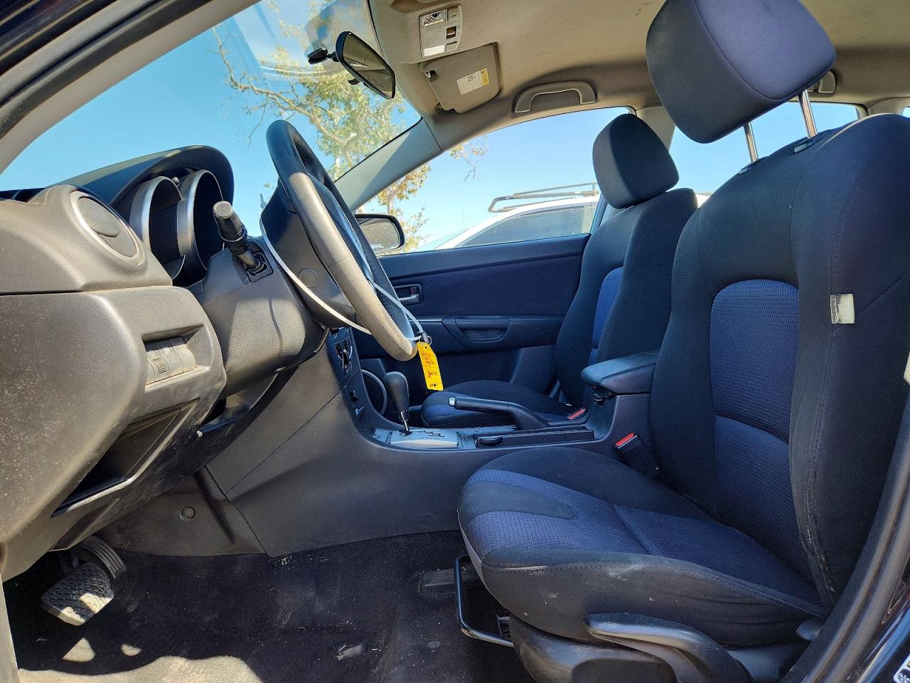 2007 Mazda 3 Hatchback Black vin: JM1BK344671772704