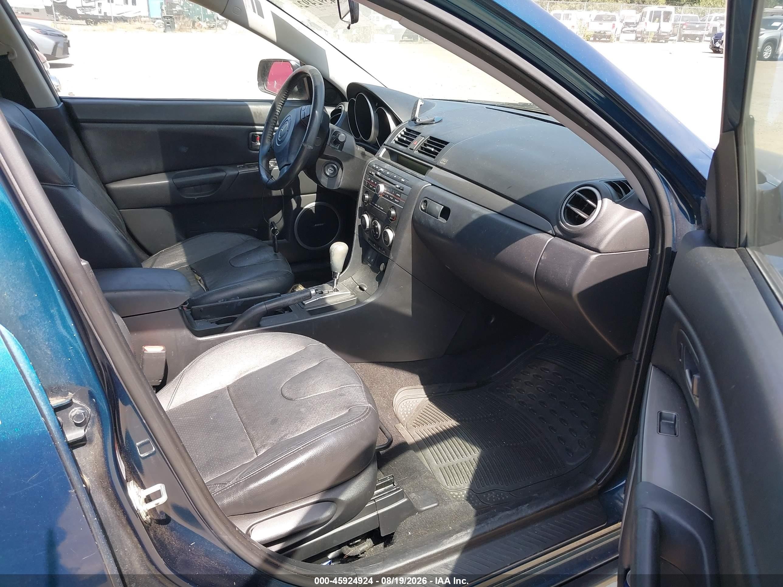 2008 Mazda Mazda3 S Grand Touring Dark Blue vin: JM1BK344681823054