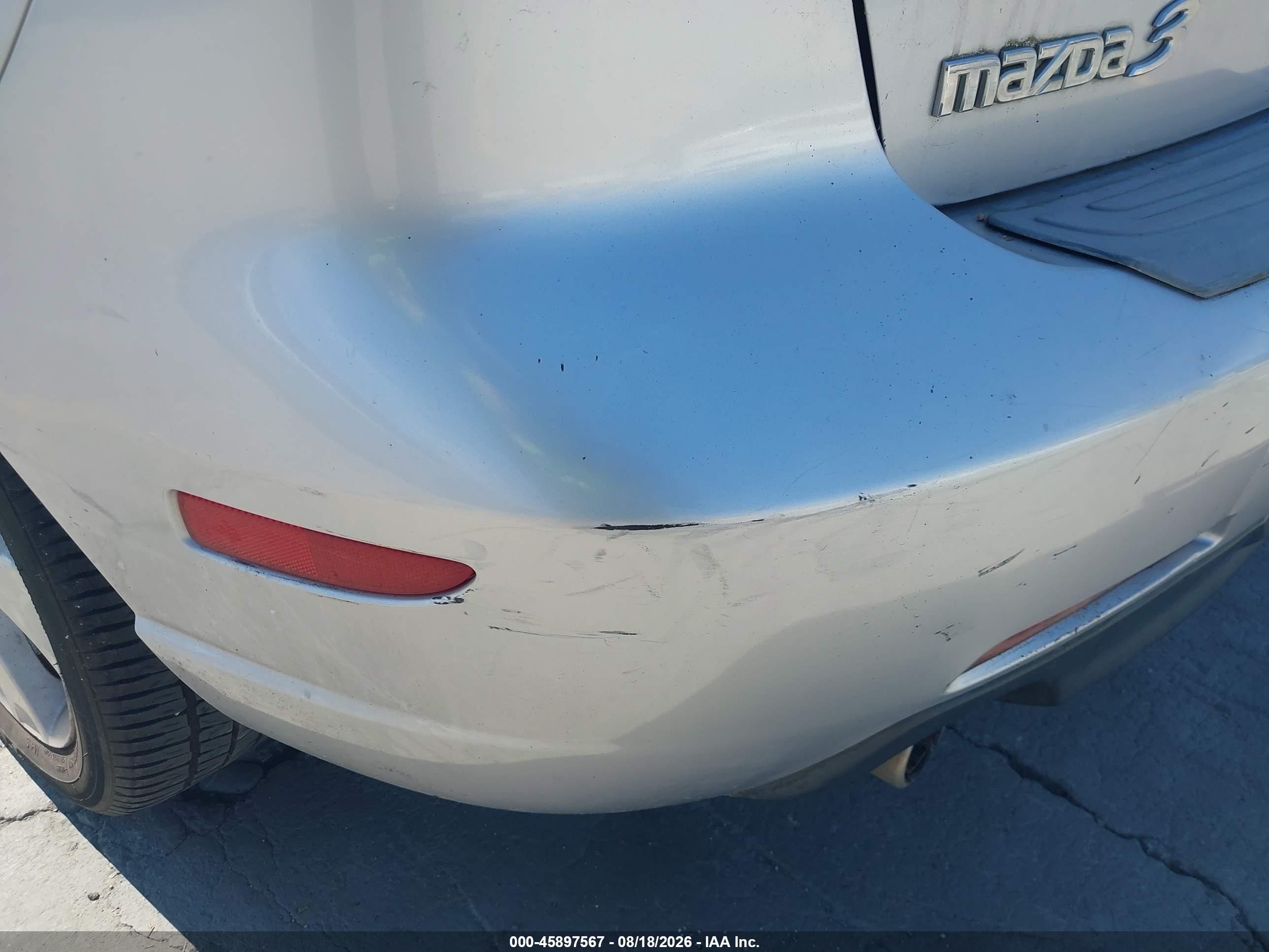 2006 Mazda Mazda3 S Grand Touring Silver vin: JM1BK344761411125