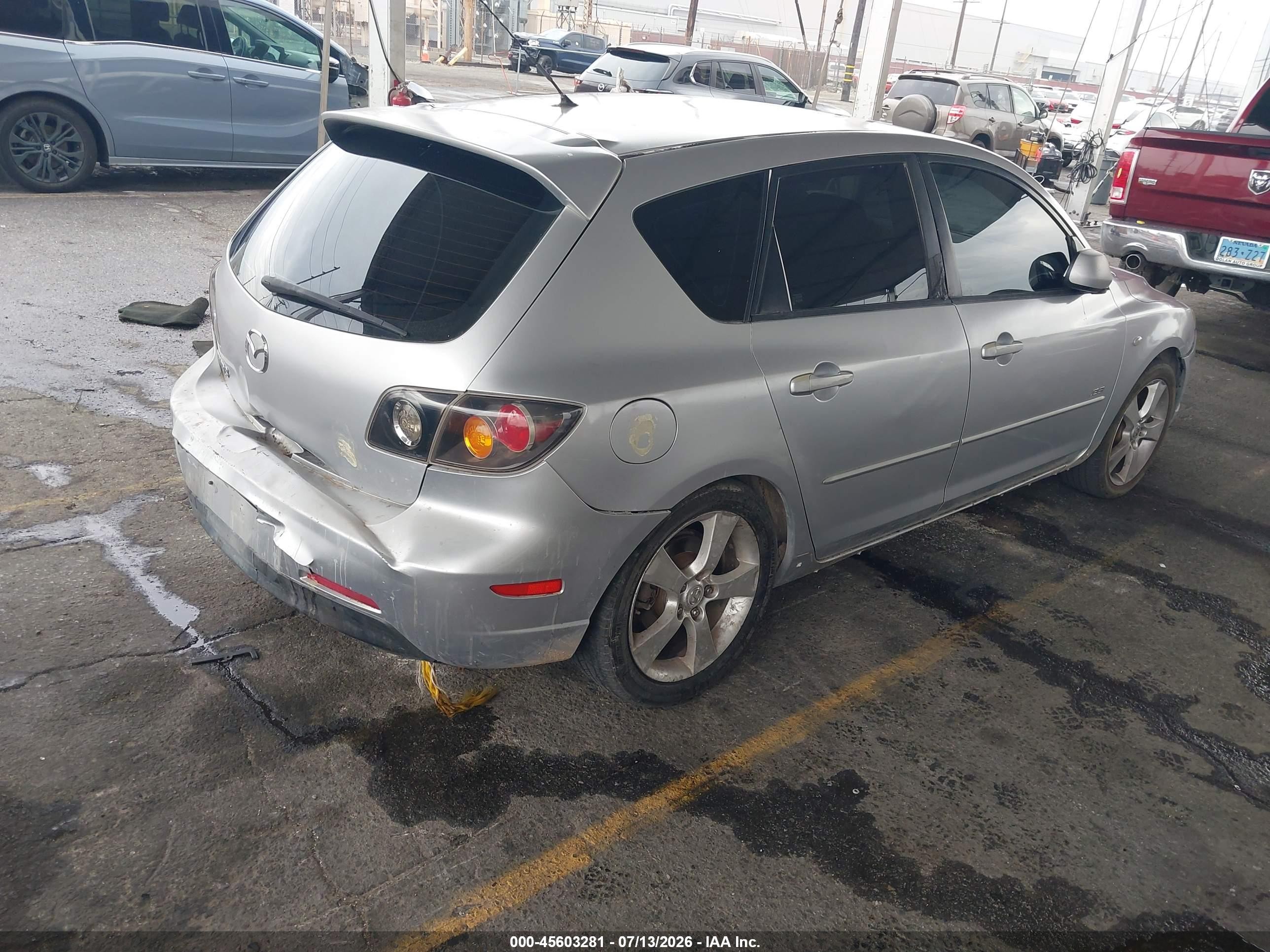 2006 Mazda Mazda3 S Touring Silver vin: JM1BK344961465588