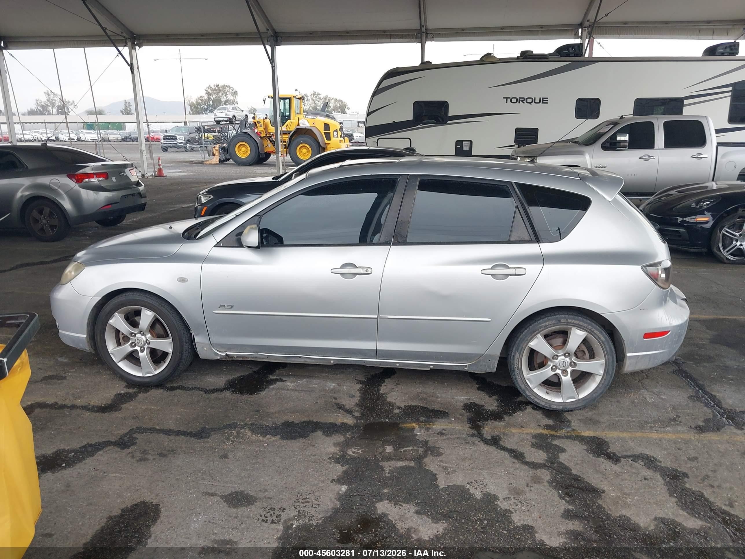 2006 Mazda Mazda3 S Touring Silver vin: JM1BK344961465588