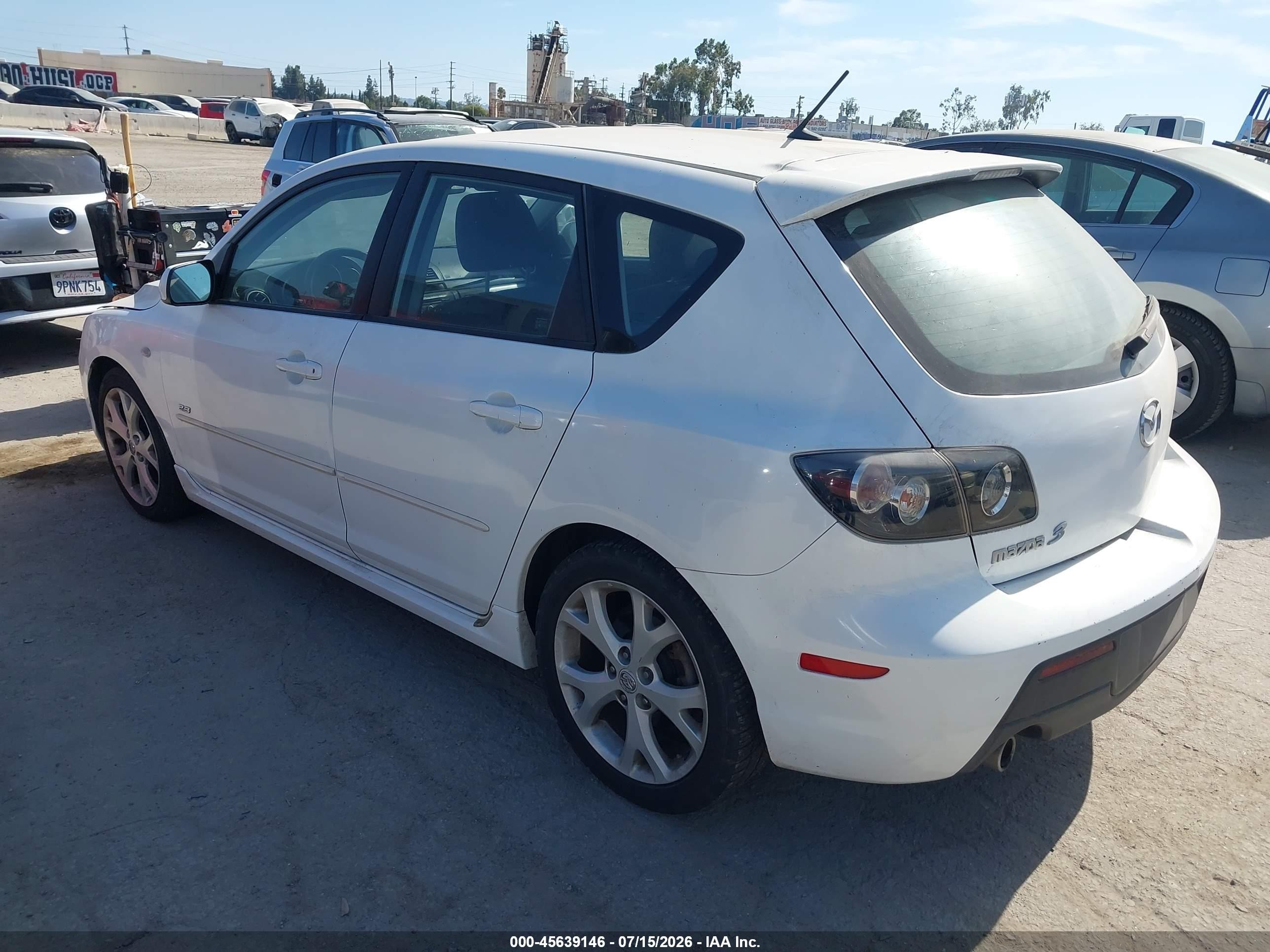 2008 Mazda Mazda3 S Touring White vin: JM1BK344981163656