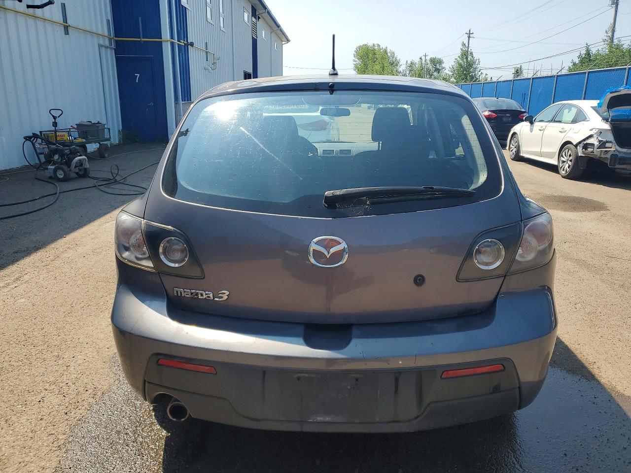 2008 Mazda 3 I Серый vin: JM1BK34F181147243