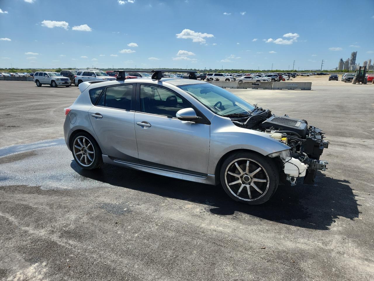 2010 Mazda Speed 3 Silver vin: JM1BL1H34A1164478 Damage: Right Rear Wheel, Aftermarket, Acceptable