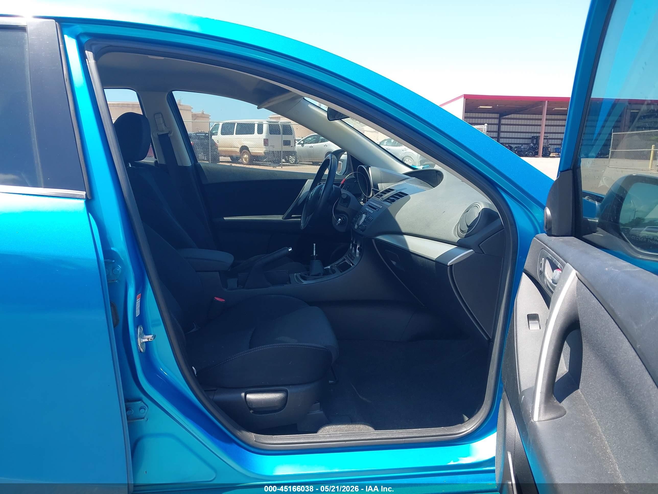 2010 Mazda Mazda3 S Sport Blue vin: JM1BL1H52A1258148