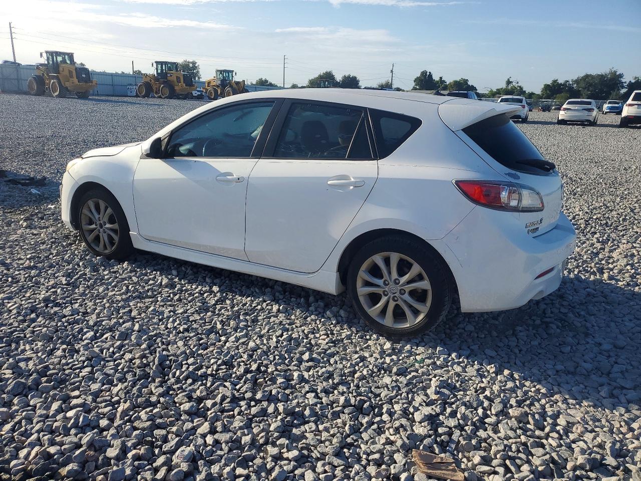 2010 Mazda 3 S White vin: JM1BL1H52A1320311