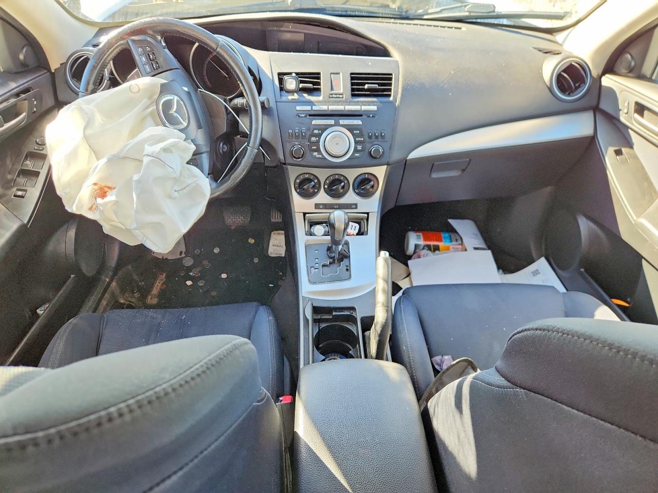2010 Mazda 3 S Белый vin: JM1BL1H52A1331325