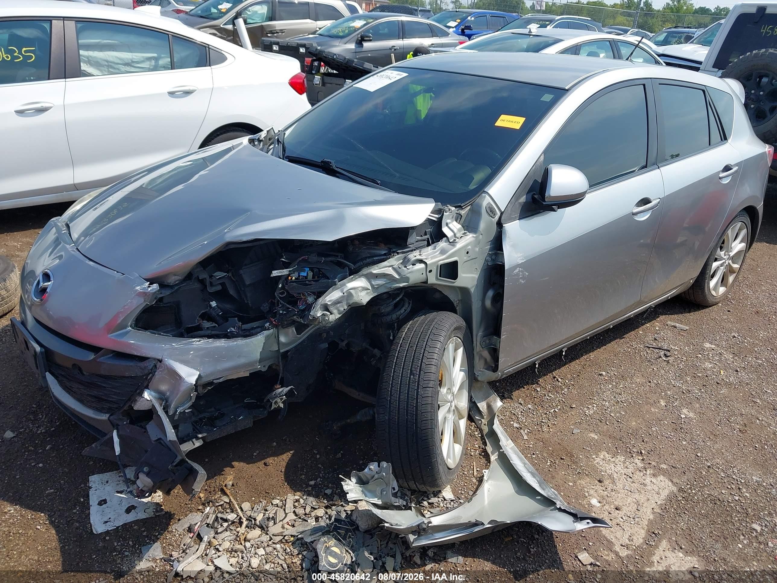 2010 Mazda Mazda3 S Sport Серебряный vin: JM1BL1H52A1334192