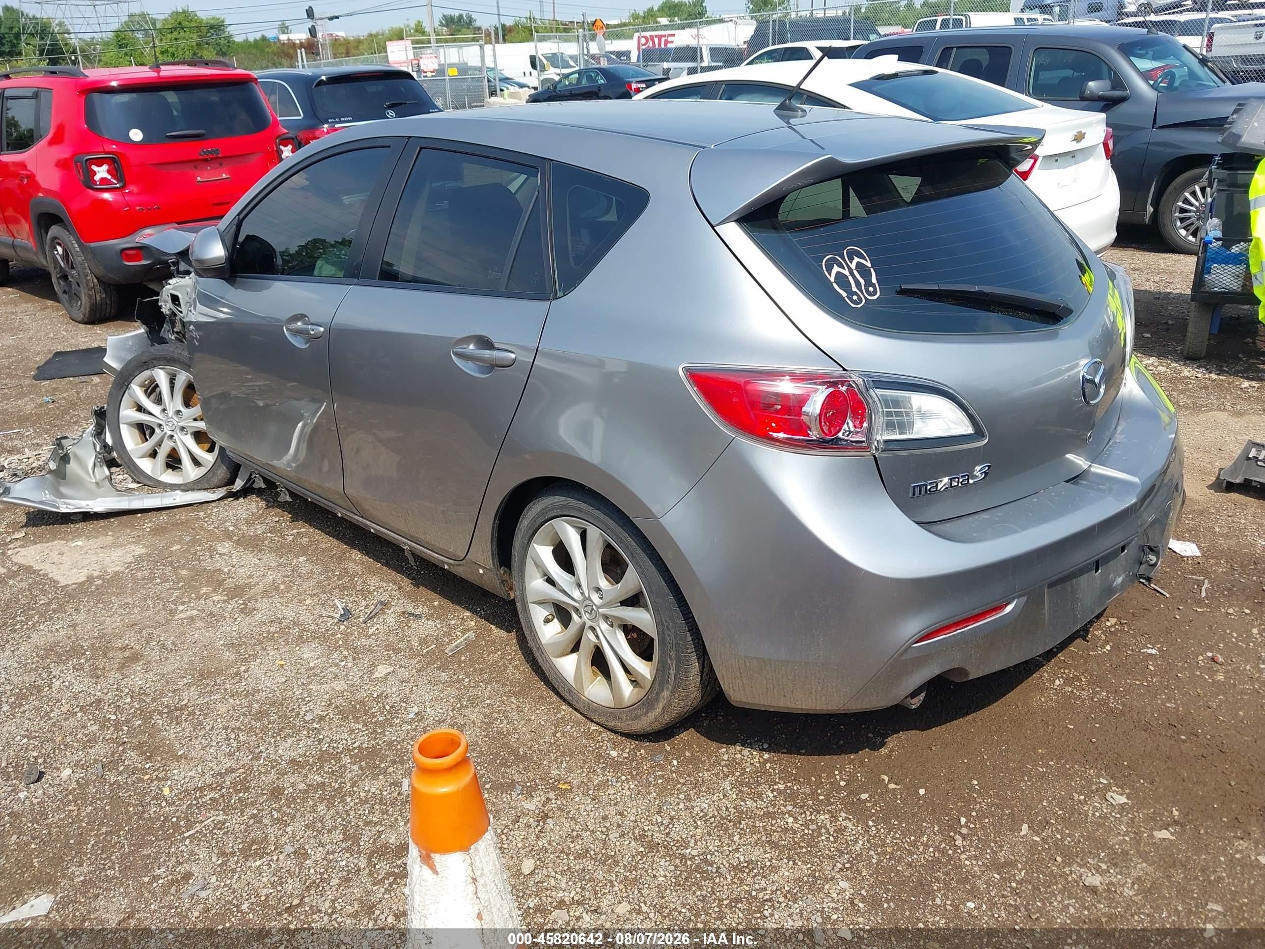 2010 Mazda Mazda3 S Sport Серебряный vin: JM1BL1H52A1334192