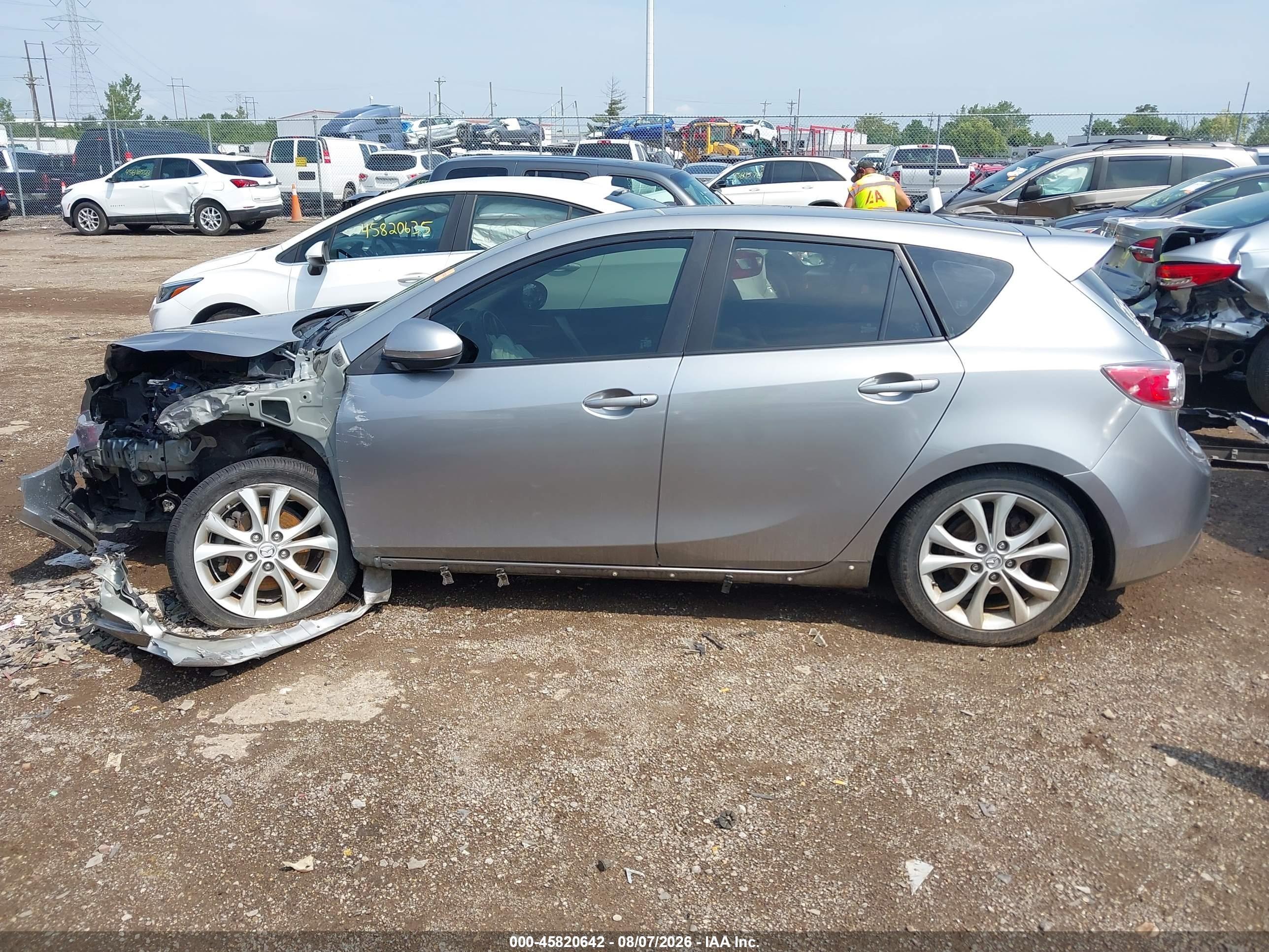 2010 Mazda Mazda3 S Sport Серебряный vin: JM1BL1H52A1334192