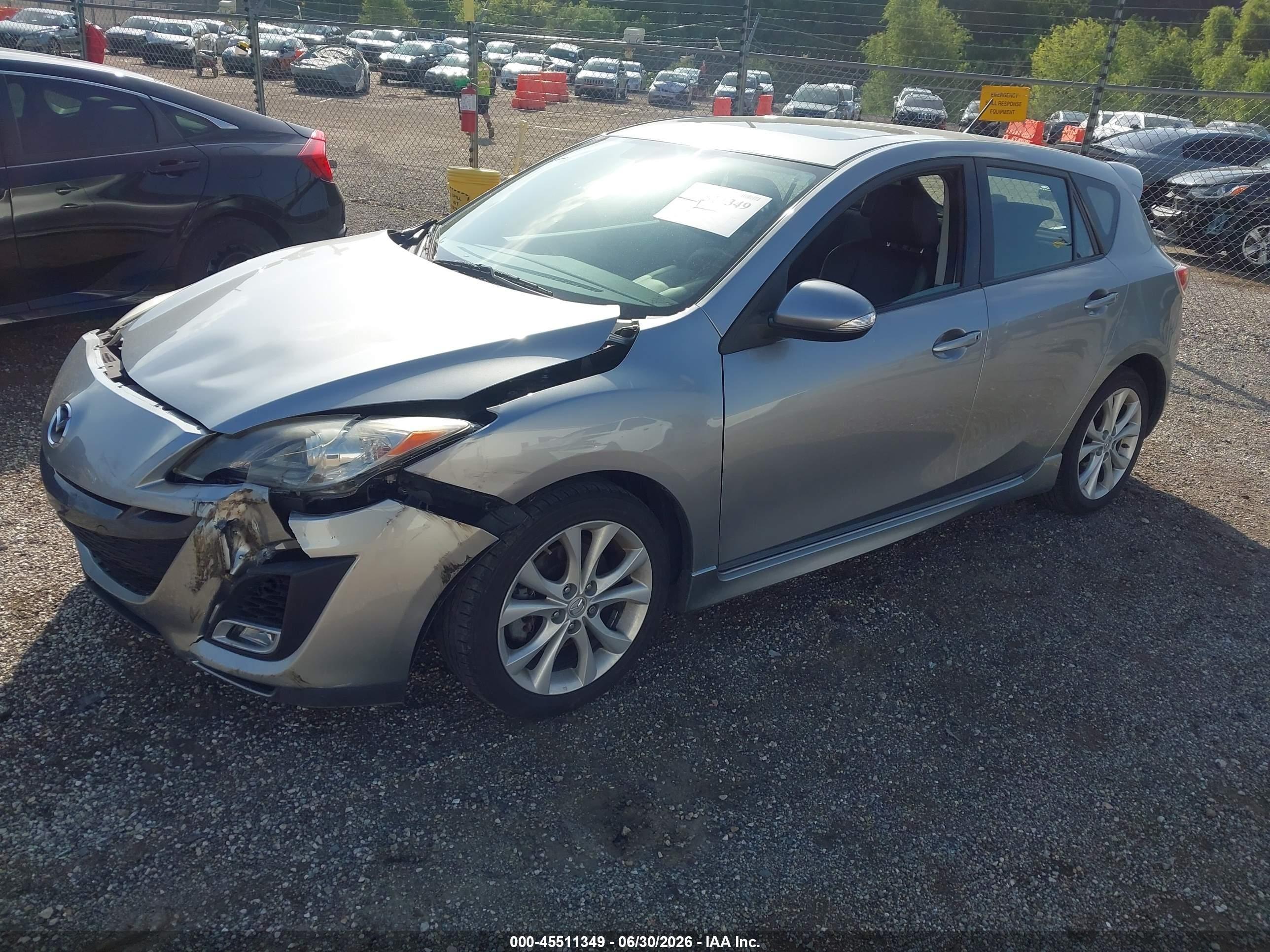 2010 Mazda Mazda3 S Grand Touring Silver vin: JM1BL1H54A1110986