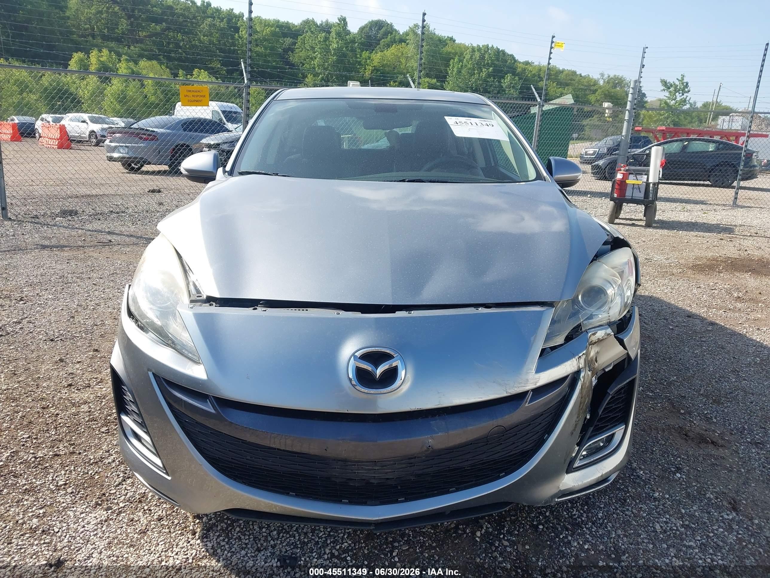 2010 Mazda Mazda3 S Grand Touring Silver vin: JM1BL1H54A1110986
