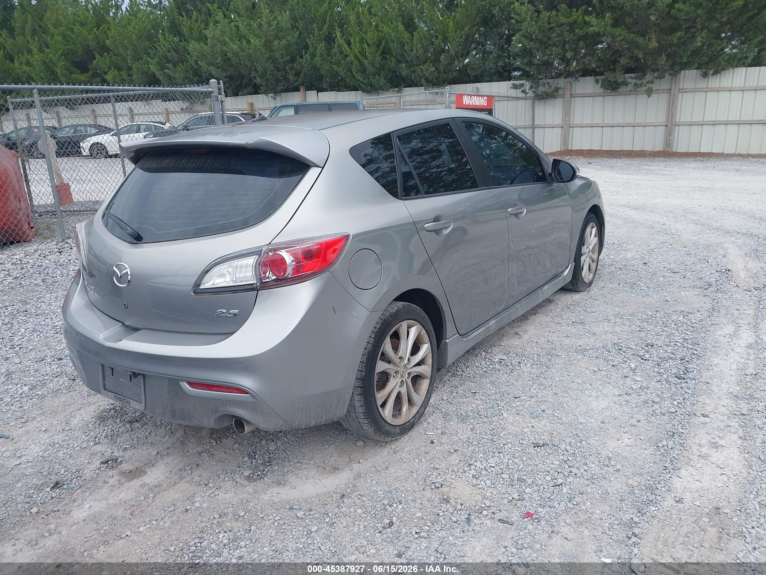 2010 Mazda Mazda3 S Sport Gray vin: JM1BL1H54A1218010