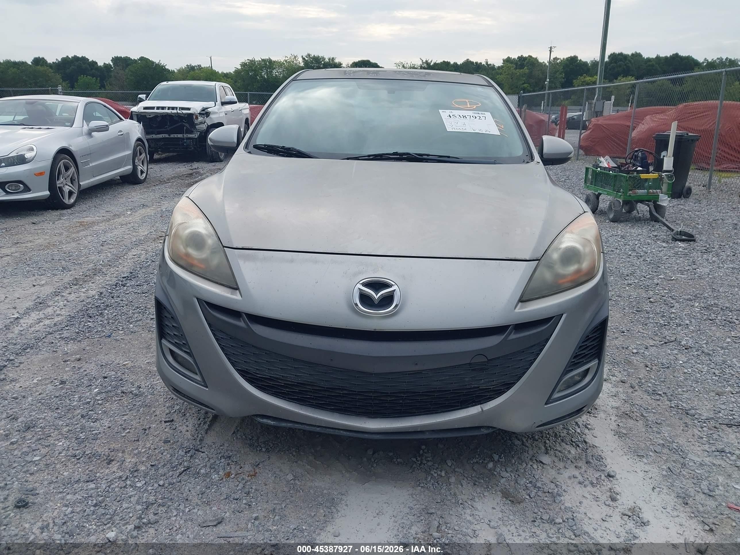 2010 Mazda Mazda3 S Sport Gray vin: JM1BL1H54A1218010