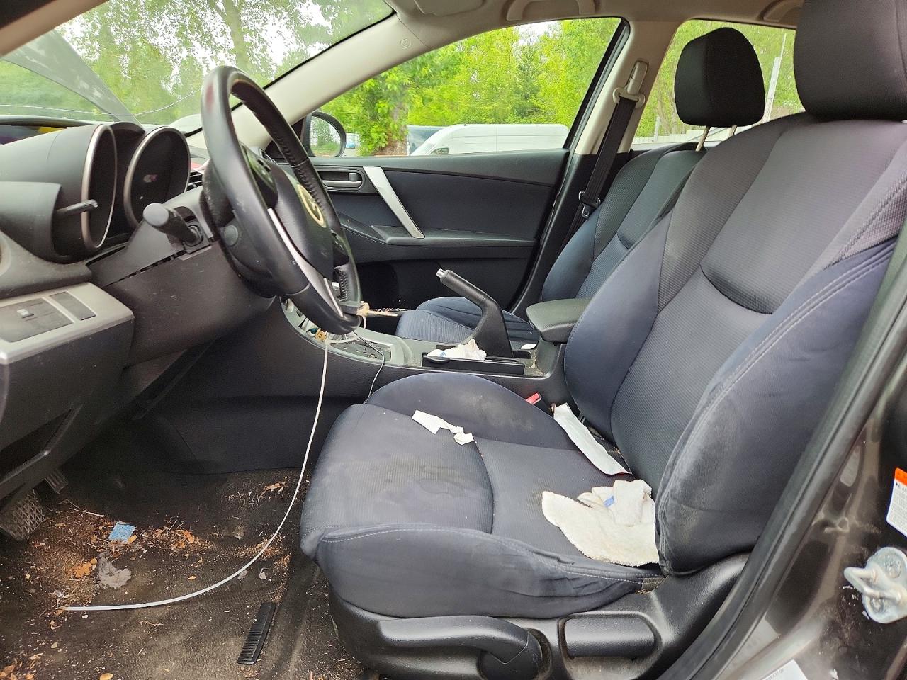2010 Mazda 3 S Charcoal vin: JM1BL1H57A1180580