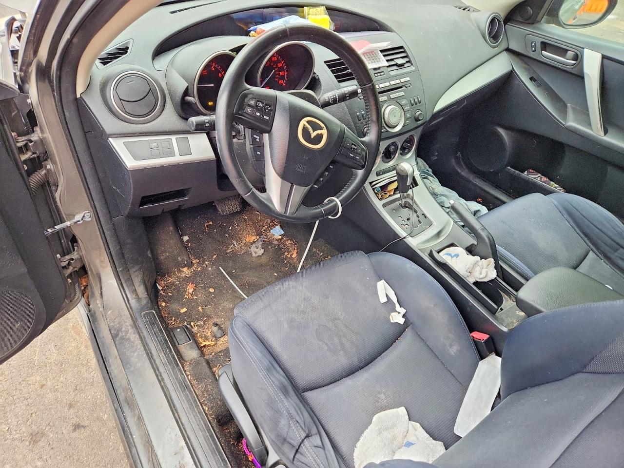 2010 Mazda 3 S Charcoal vin: JM1BL1H57A1180580