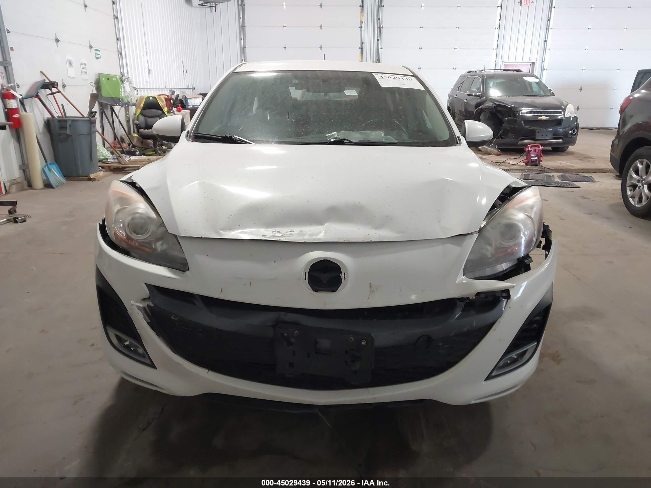 2010 Mazda Mazda3 S Sport White vin: JM1BL1H57A1184967
