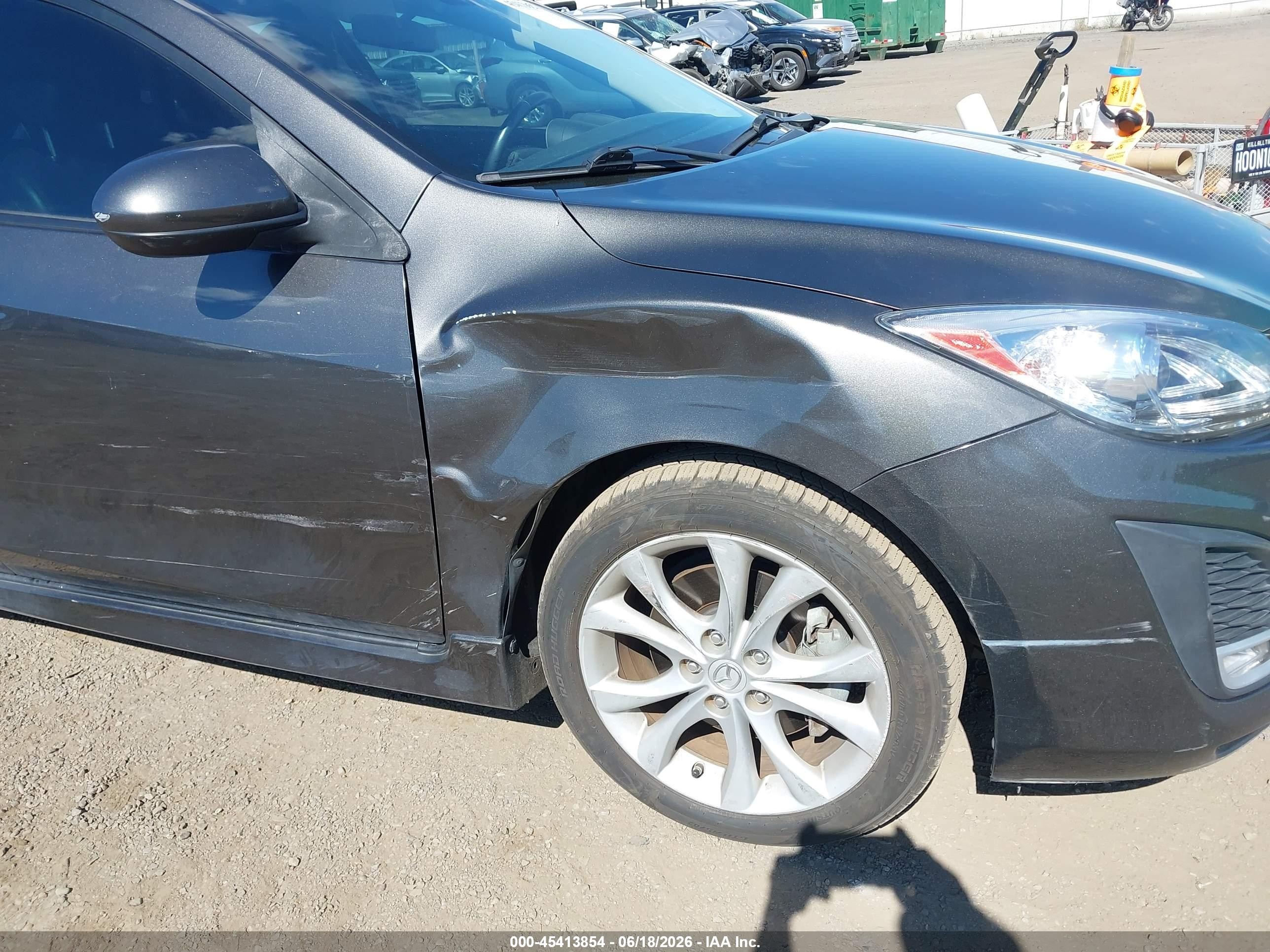 2010 Mazda Mazda3 S Grand Touring Gray vin: JM1BL1H57A1285667