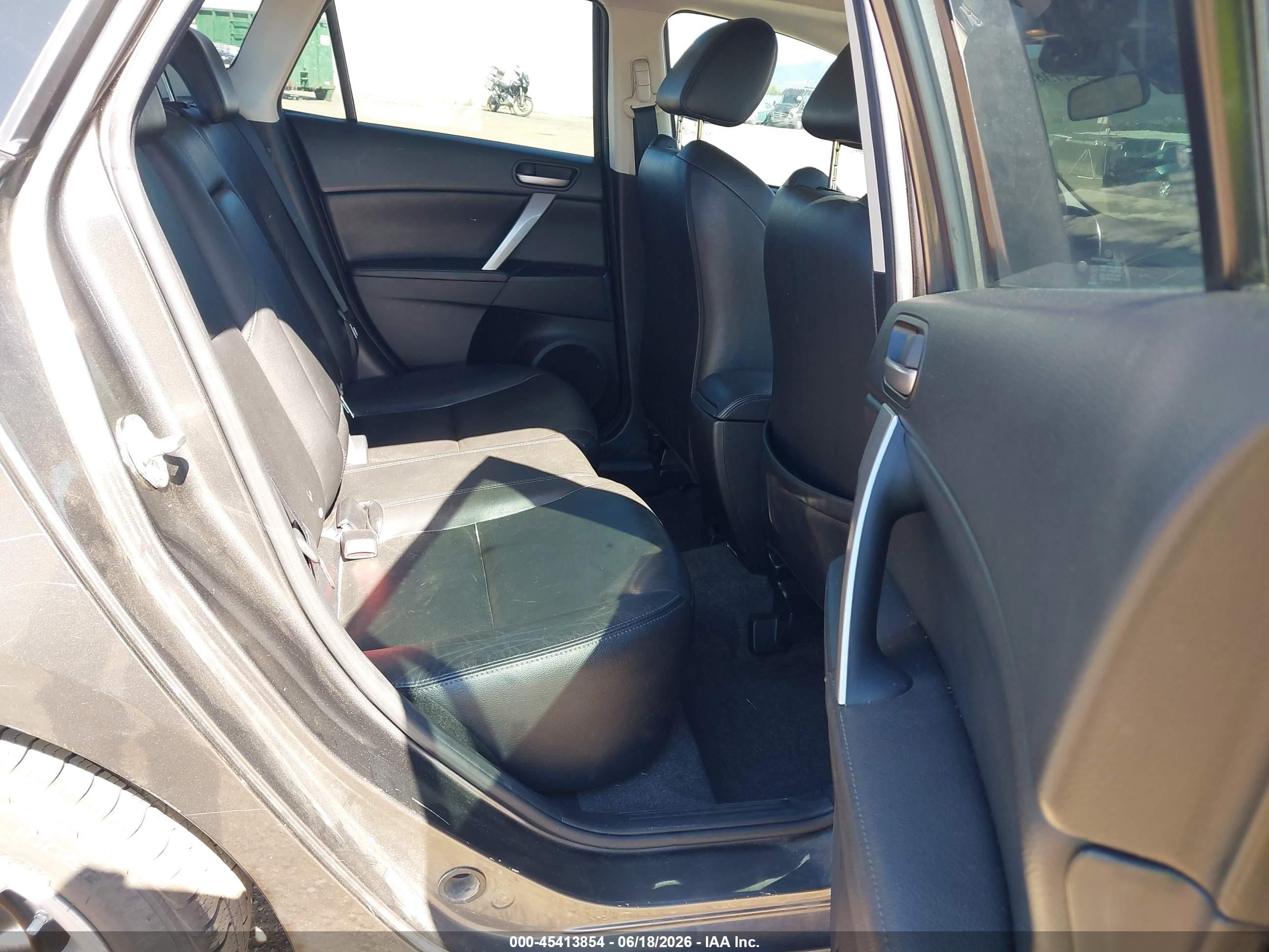 2010 Mazda Mazda3 S Grand Touring Gray vin: JM1BL1H57A1285667