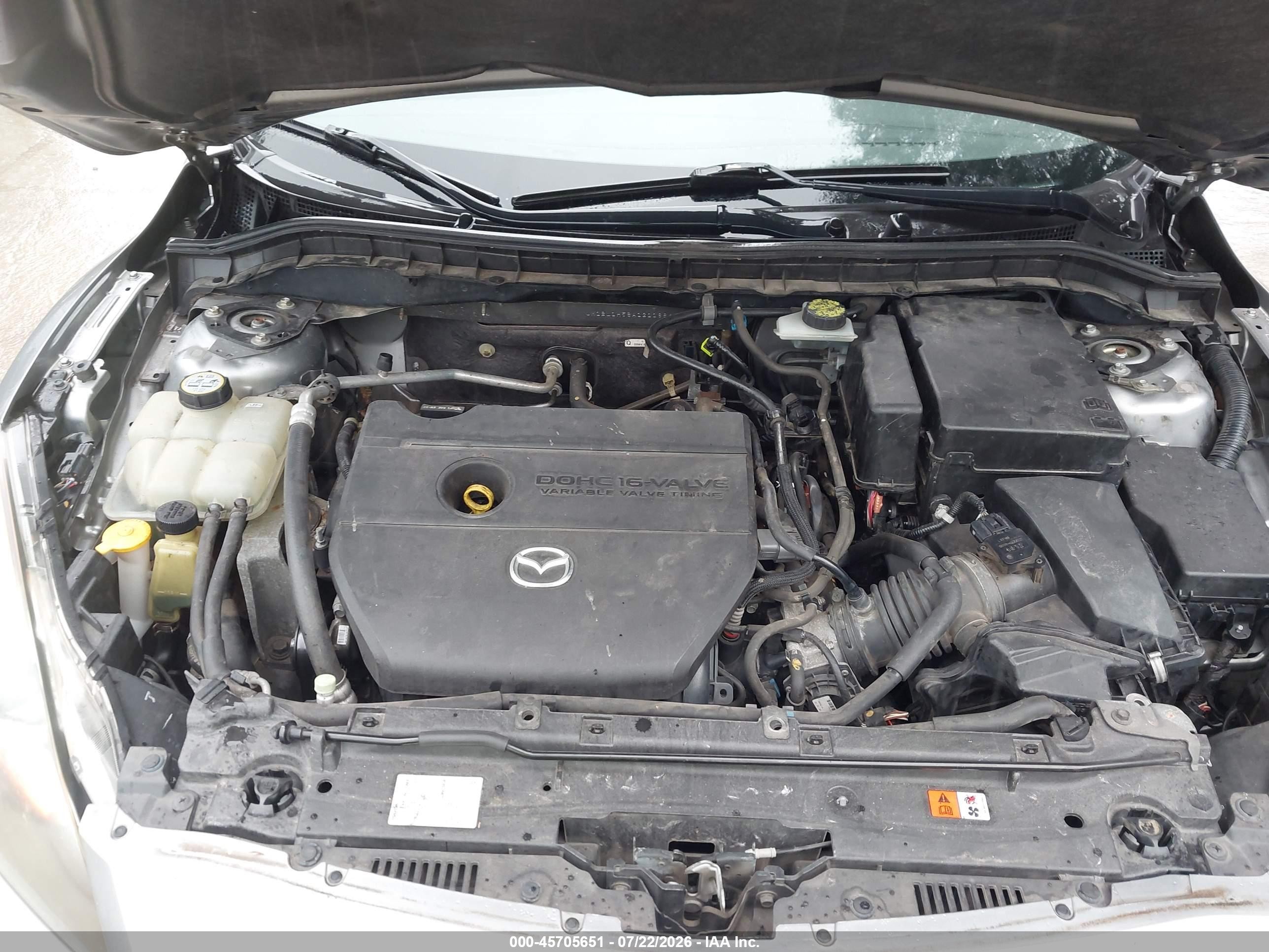 2010 Mazda Mazda3   Silver vin: JM1BL1H58A1211884