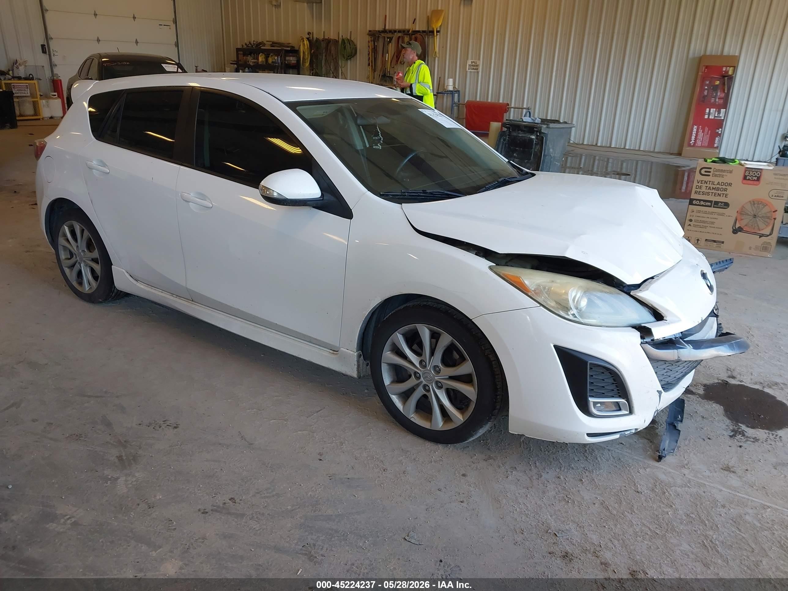2010 Mazda Mazda3 S Grand Touring White vin: JM1BL1H59A1164025