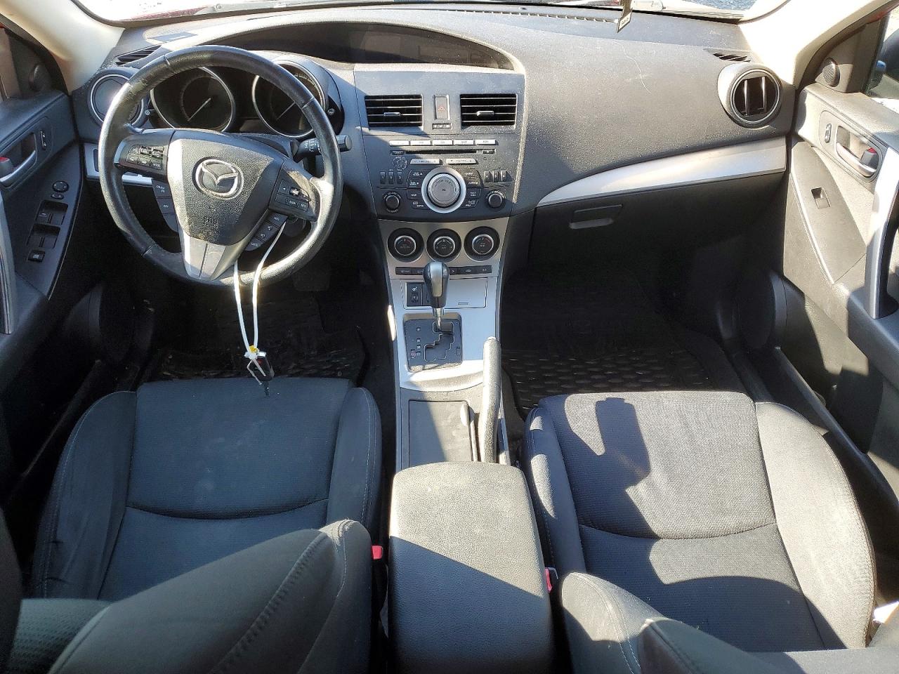 2010 Mazda Mazda3 Sport Gt 5dr Red vin: JM1BL1H59A1280910