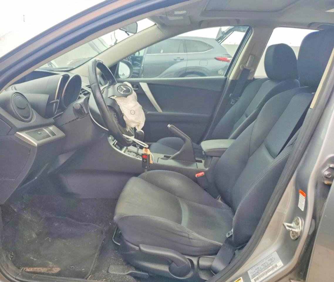2010 Mazda 3 S Silver vin: JM1BL1H60A1112887