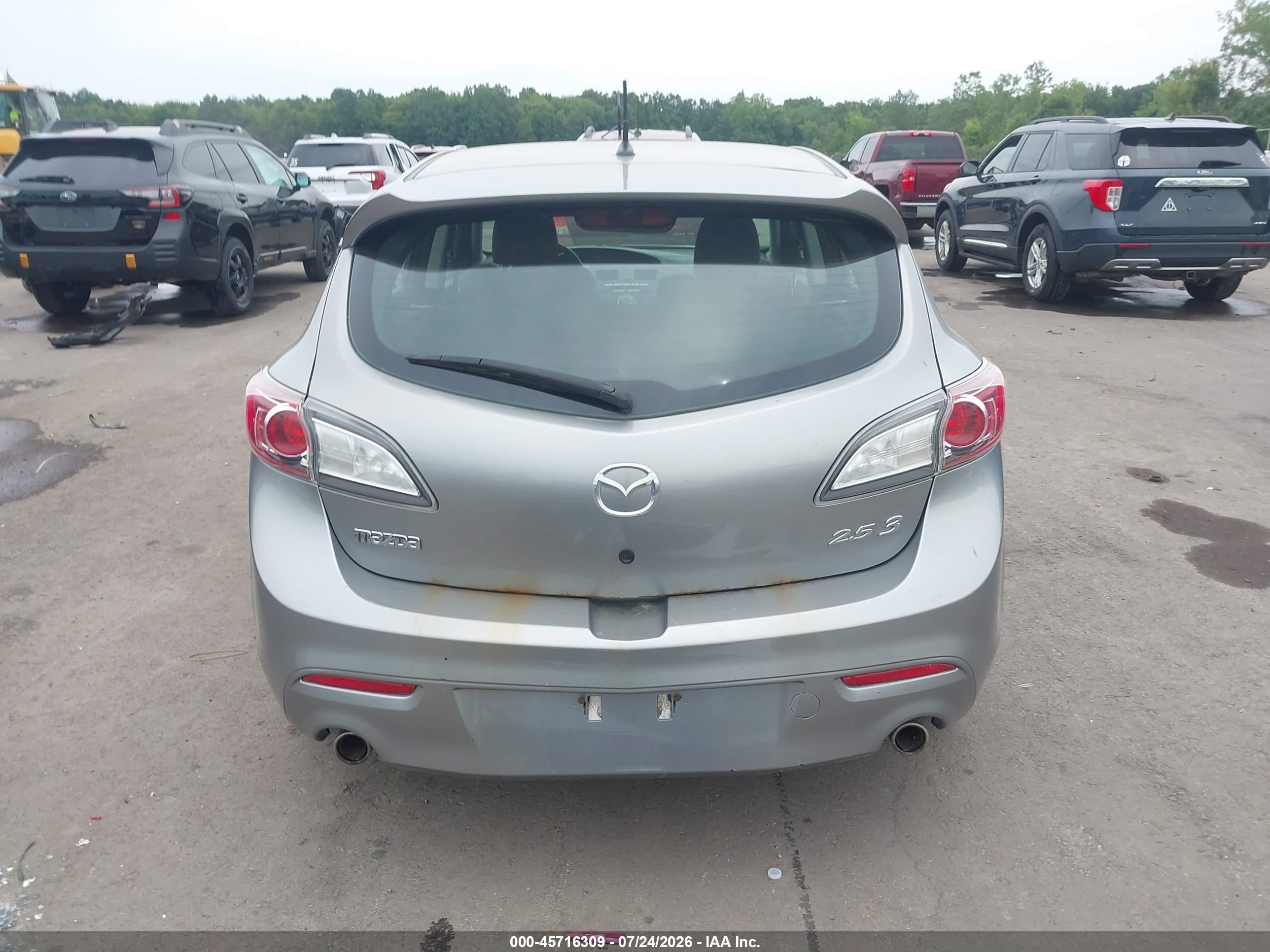 2010 Mazda Mazda3 S Sport Silver vin: JM1BL1H61A1113207