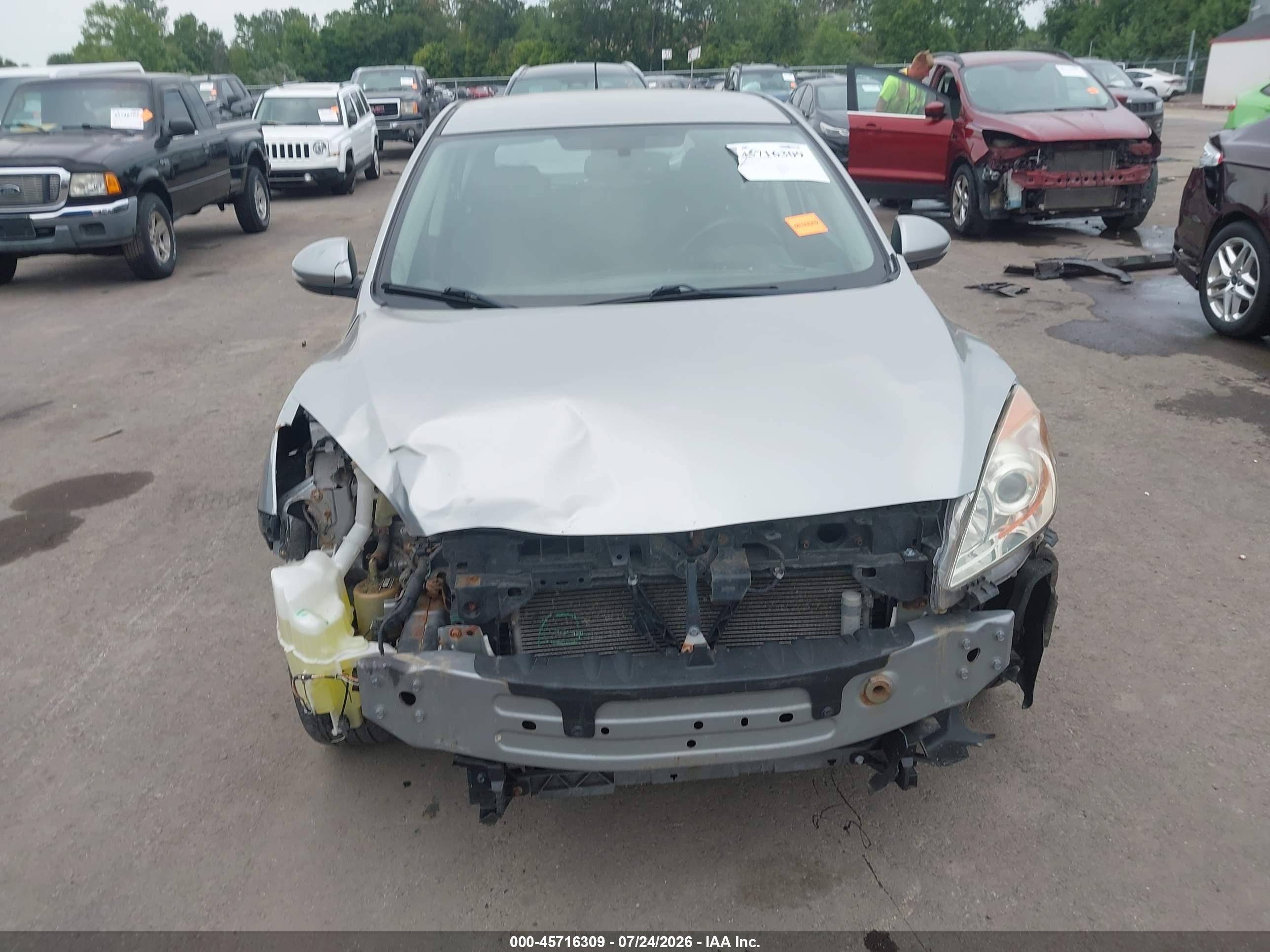 2010 Mazda Mazda3 S Sport Silver vin: JM1BL1H61A1113207