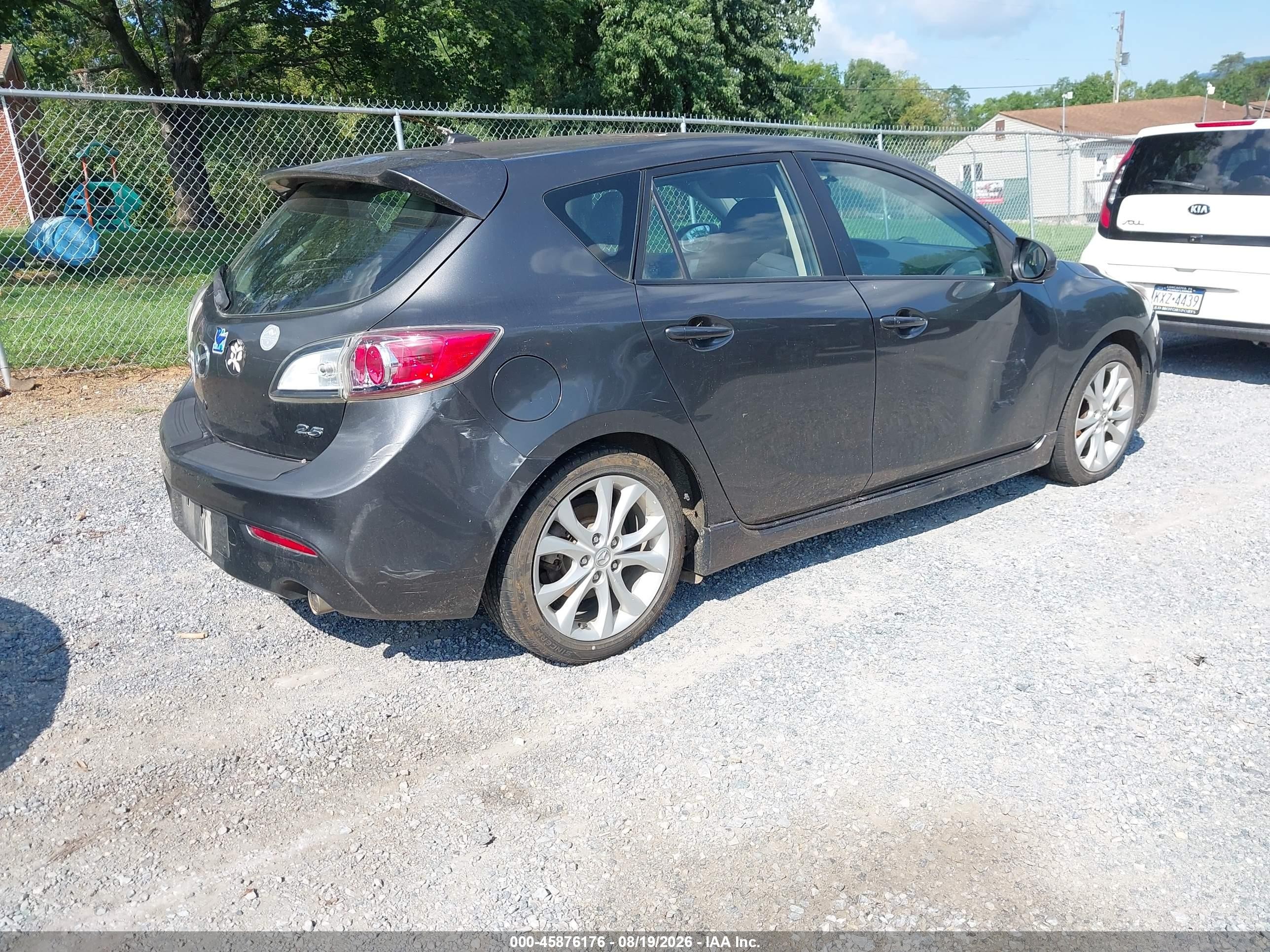 2010 Mazda Mazda3 S Sport Gray vin: JM1BL1H62A1323430