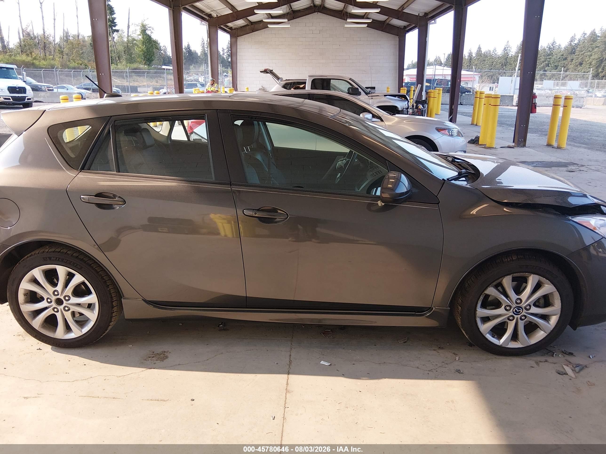 2010 Mazda Mazda3 S Grand Touring Gray vin: JM1BL1H63A1264341
