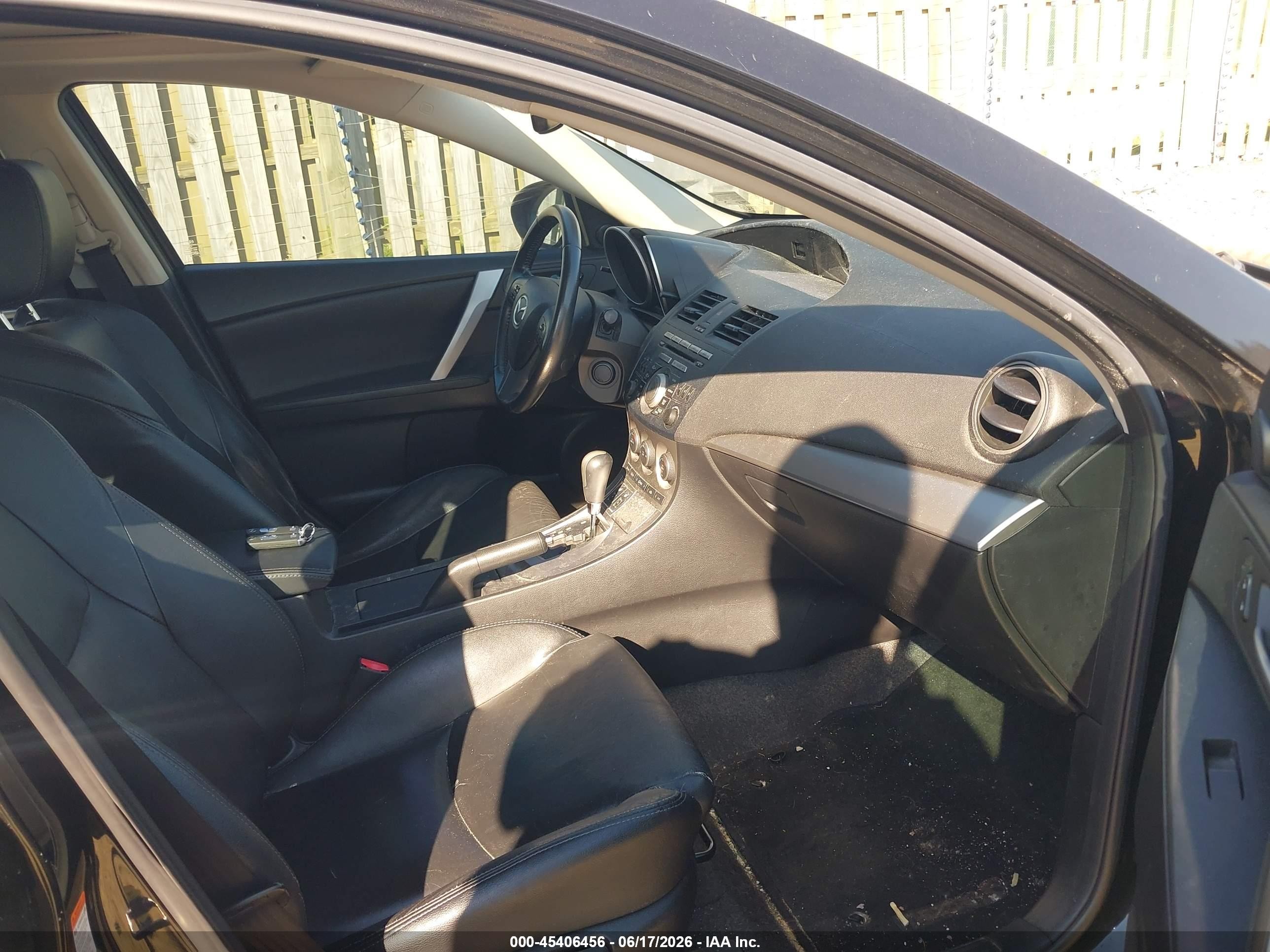 2010 Mazda Mazda3 S Grand Touring Черный vin: JM1BL1H64A1286476