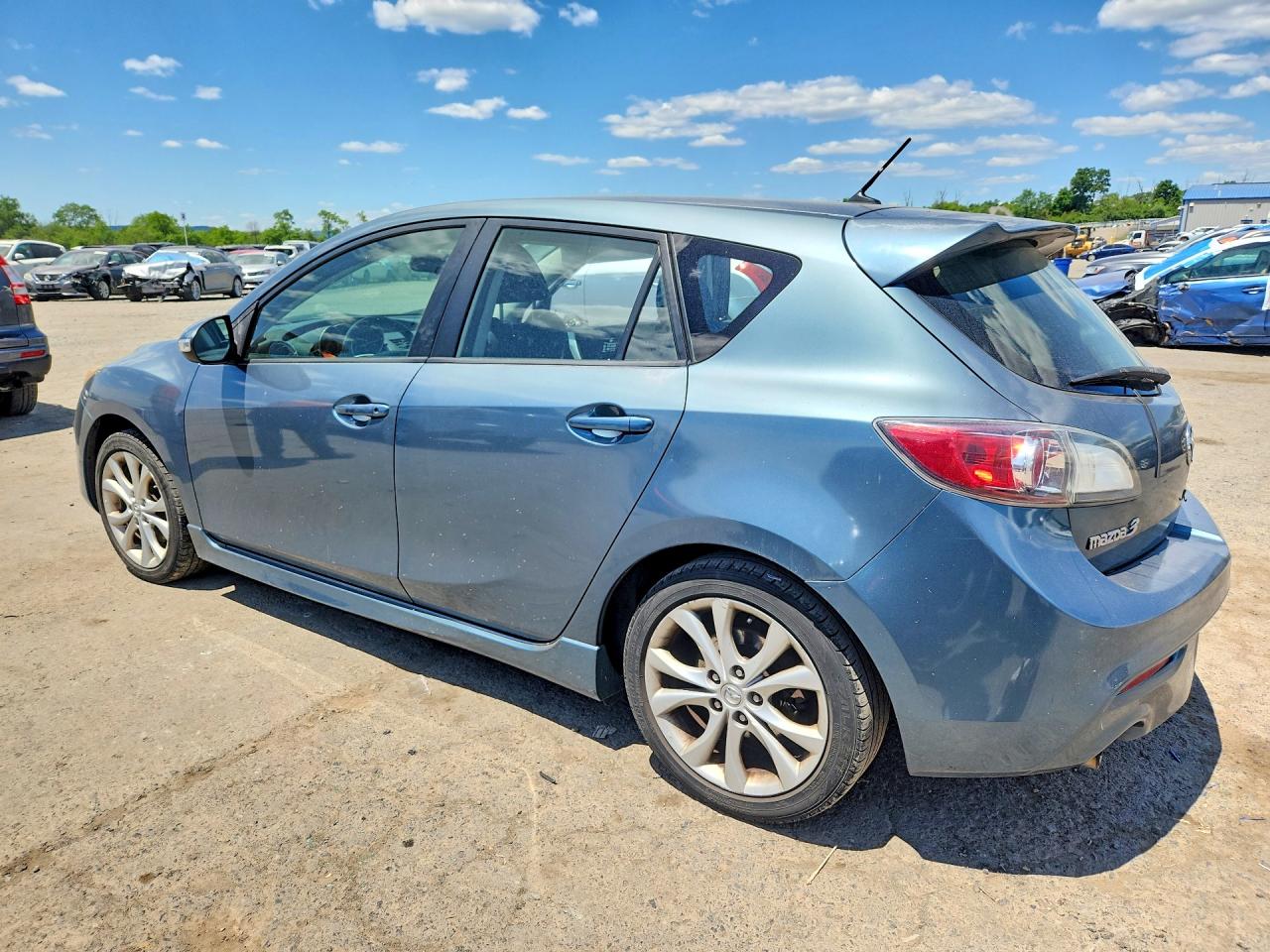 2010 Mazda 3 S Blue vin: JM1BL1H69A1139800