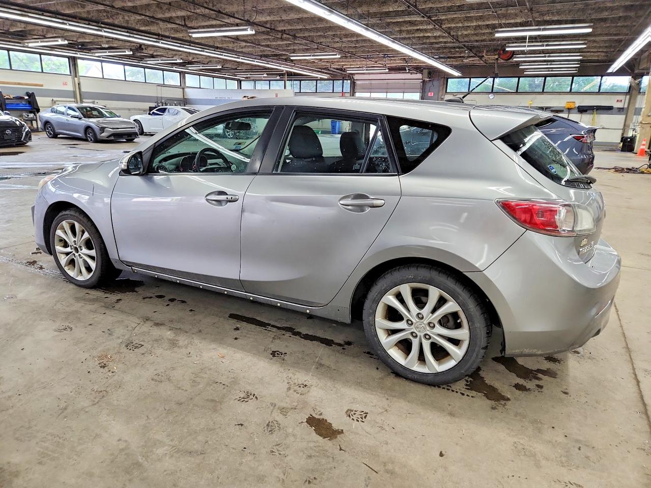 2010 Mazda 3 S Silver vin: JM1BL1H69A1229402