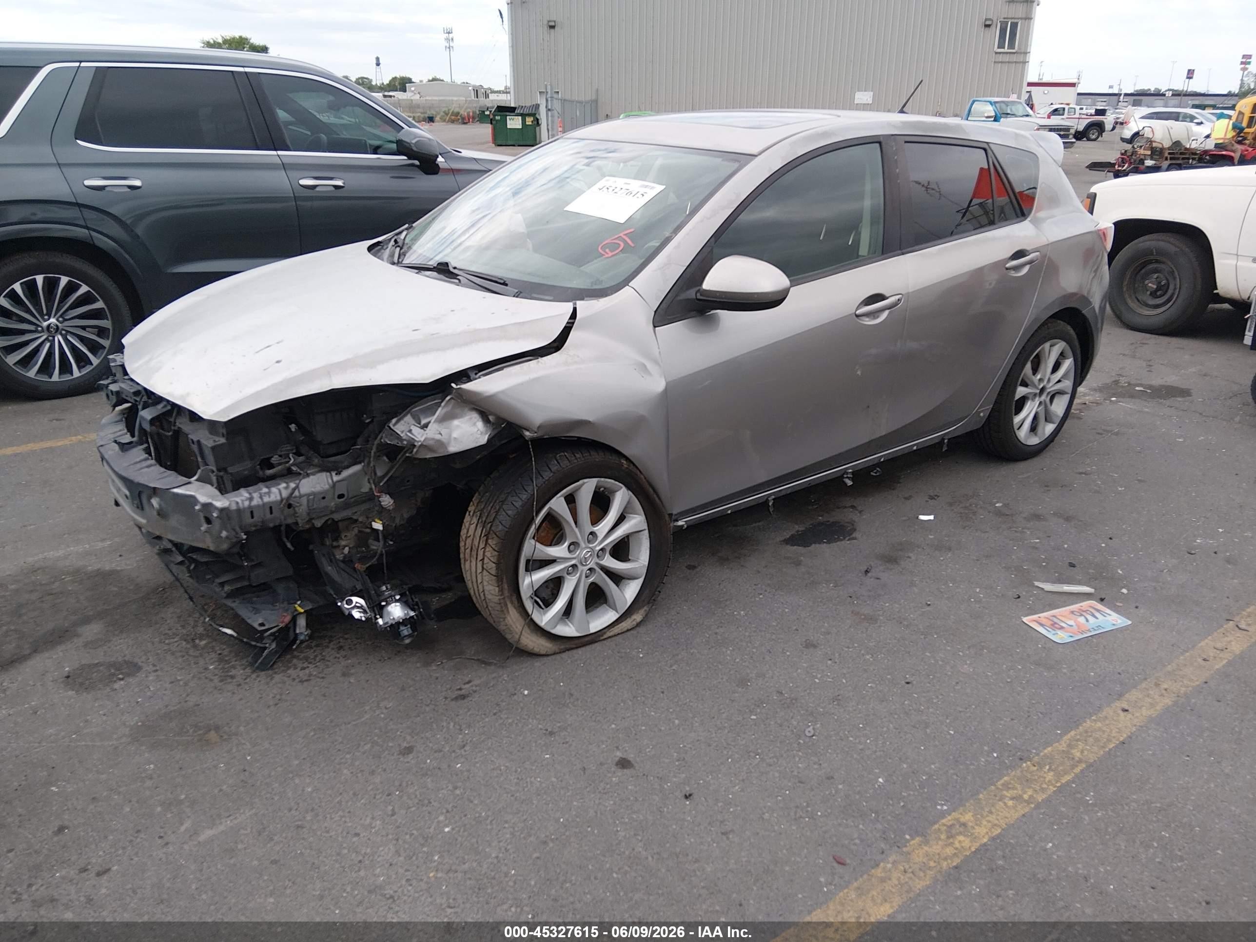 2010 Mazda Mazda3 S Sport Gray vin: JM1BL1H69A1273173