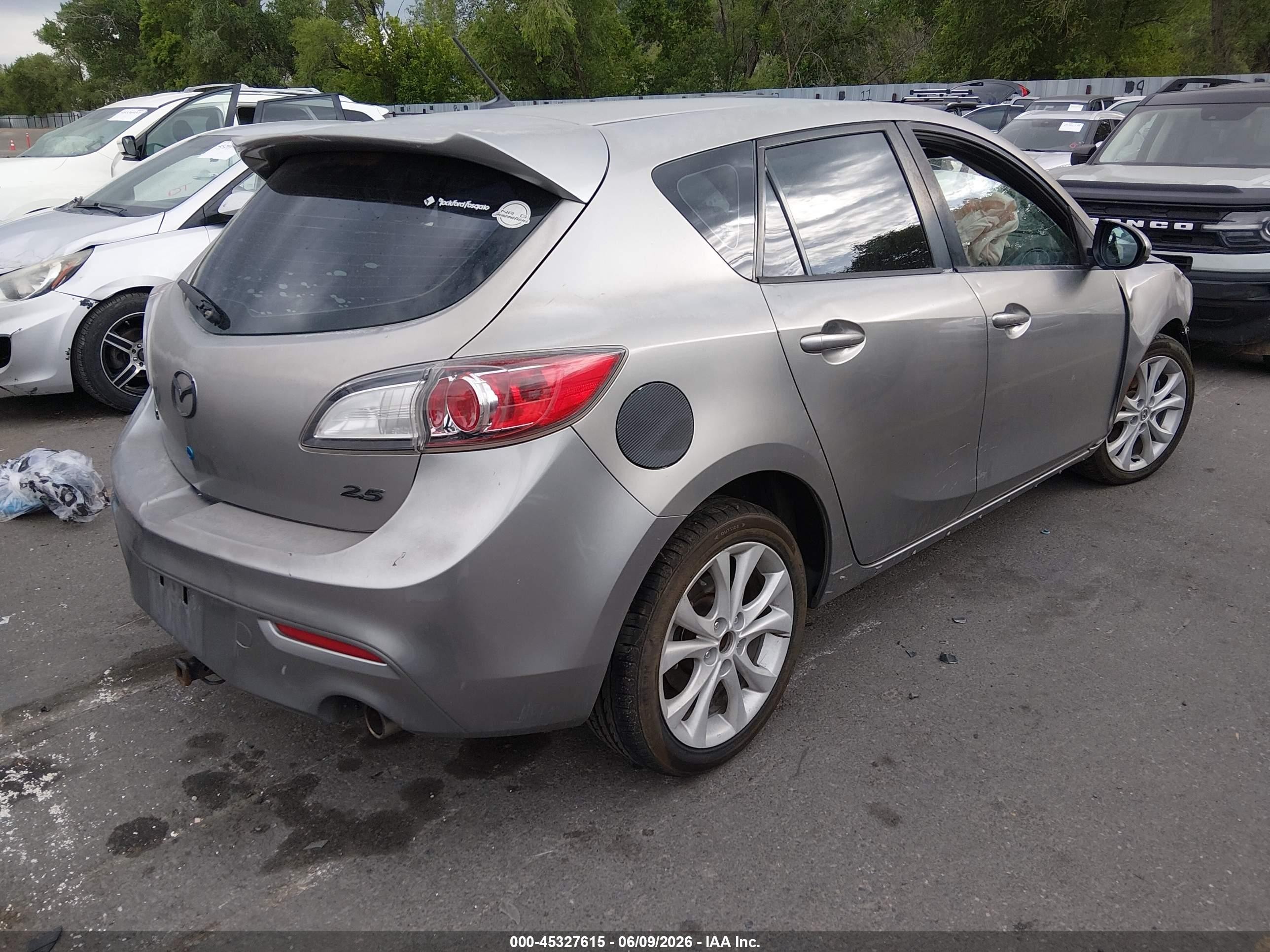 2010 Mazda Mazda3 S Sport Gray vin: JM1BL1H69A1273173