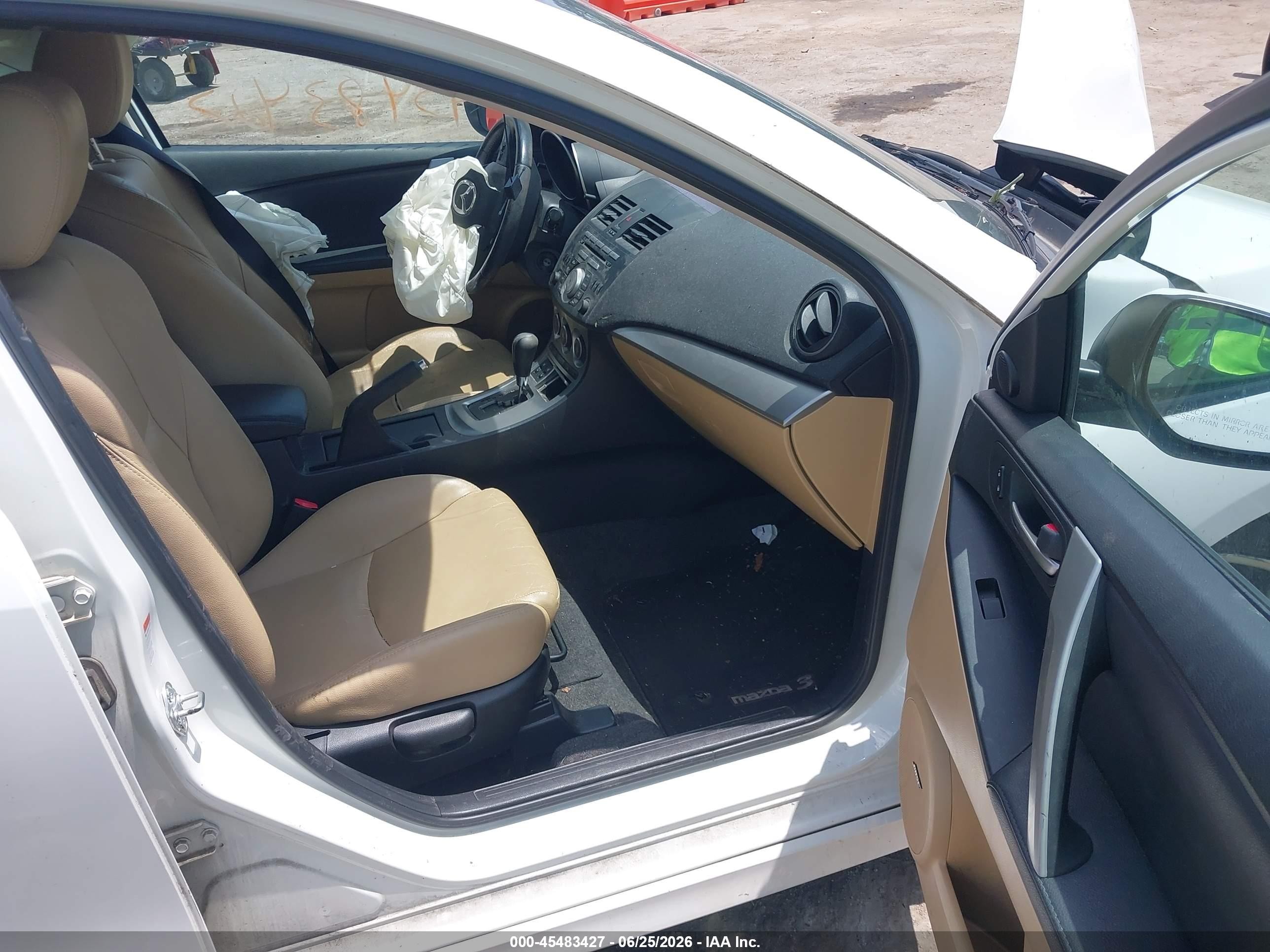 2010 Mazda Mazda3   Белый vin: JM1BL1H6XA1277684