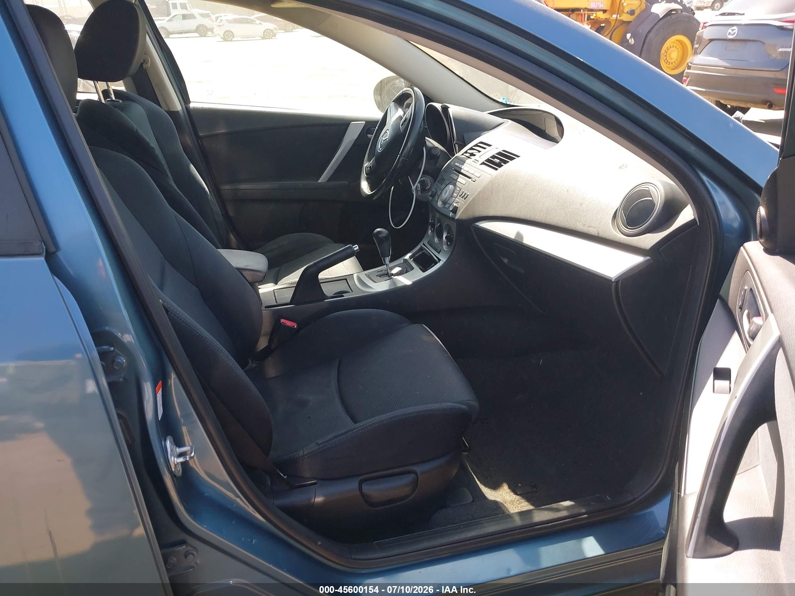 2010 Mazda Mazda3 S Sport Blue vin: JM1BL1H6XA1309338
