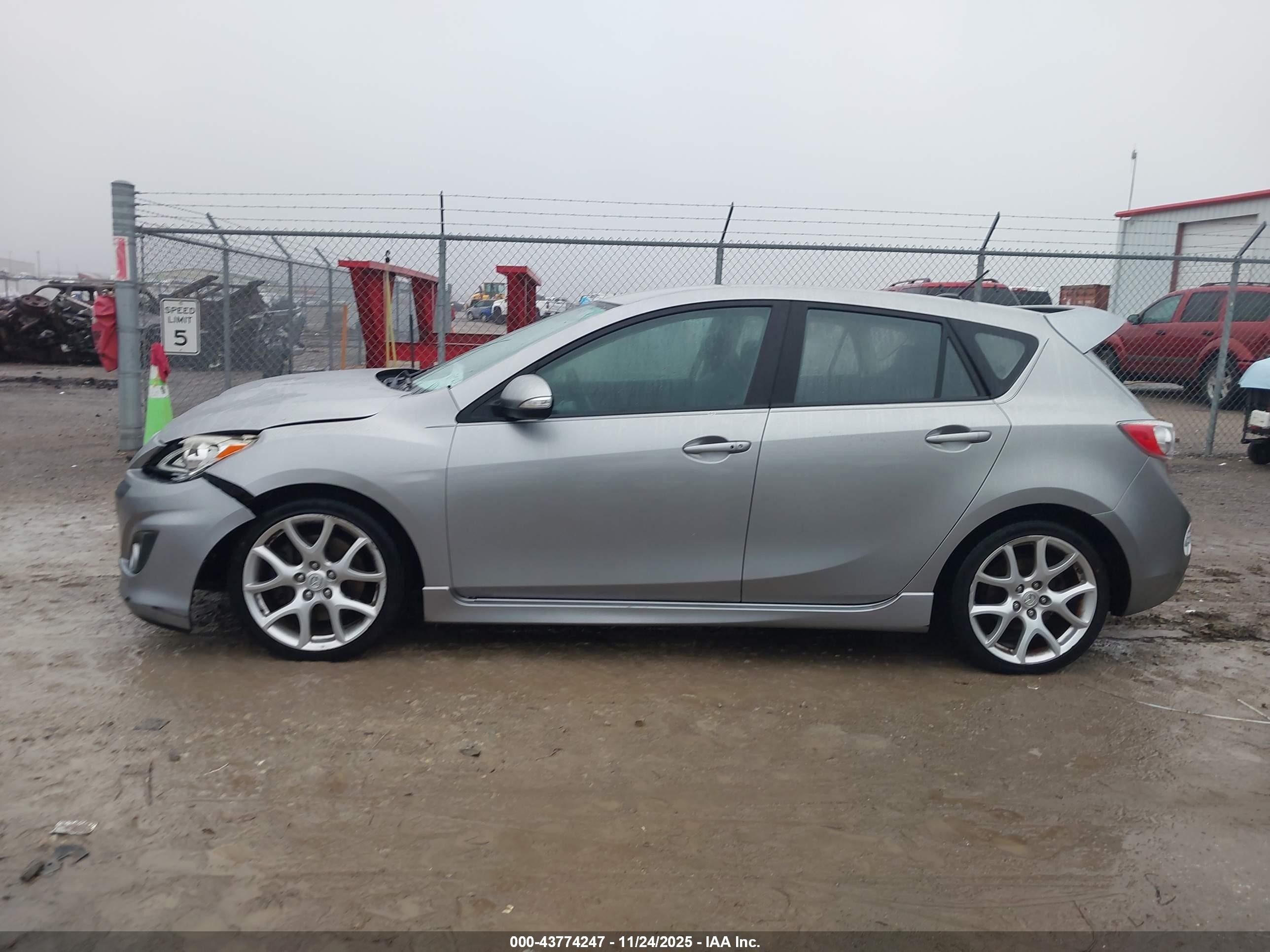 2011 Mazda Mazdaspeed3 Sport Gray vin: JM1BL1K37B1357637