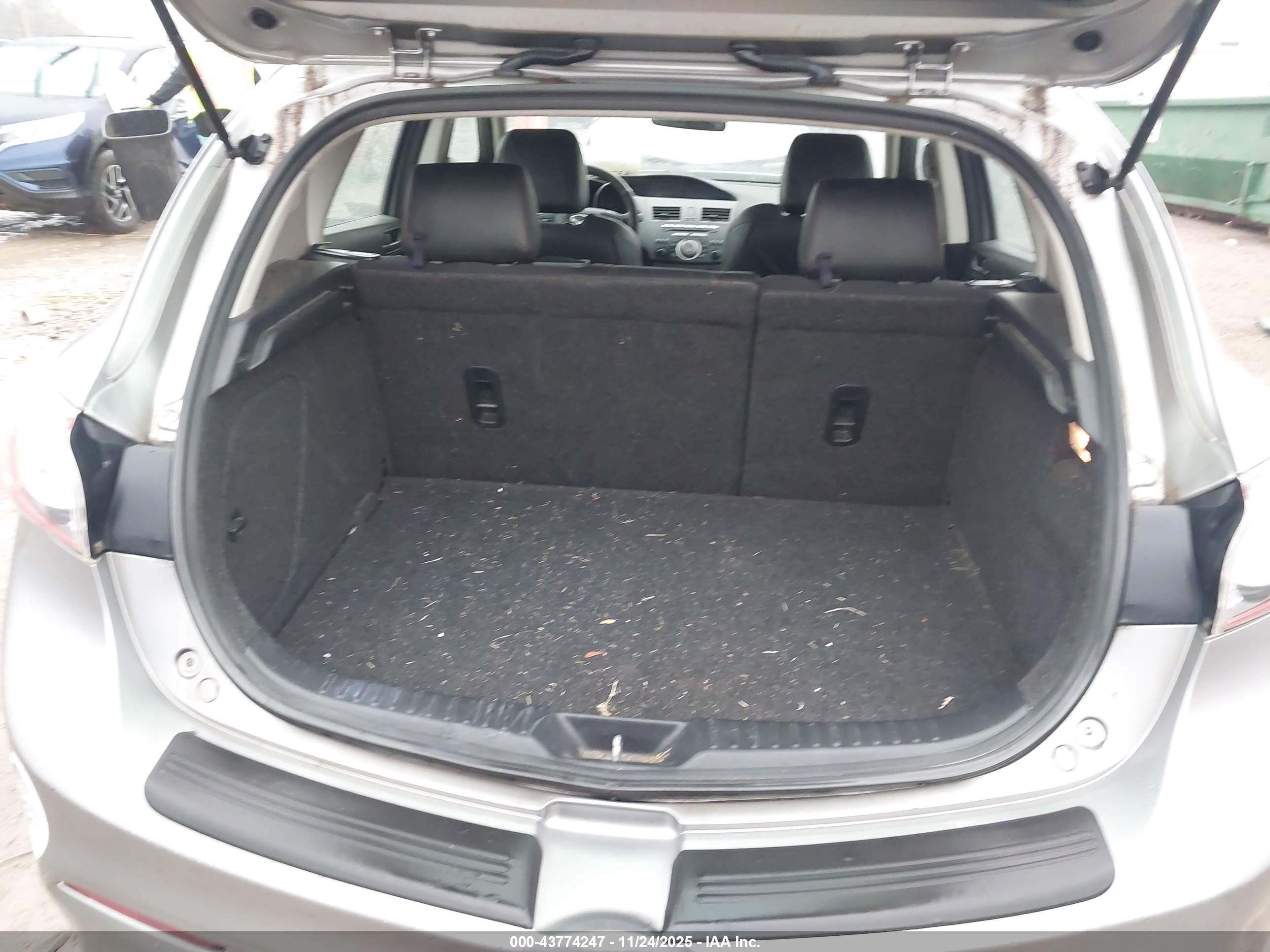 2011 Mazda Mazdaspeed3 Sport Gray vin: JM1BL1K37B1357637