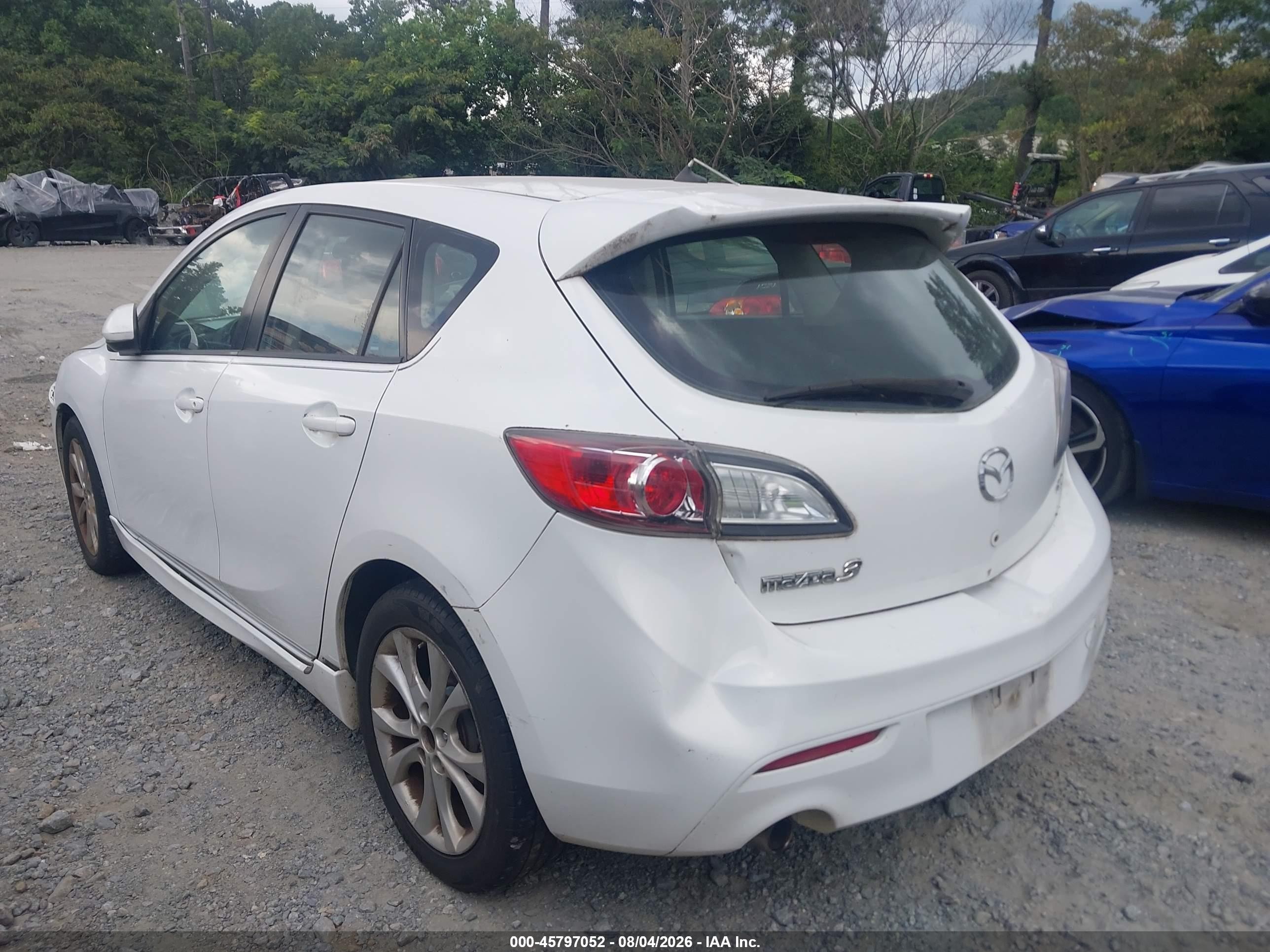 2011 Mazda Mazda3 S Sport Белый vin: JM1BL1K50B1417288