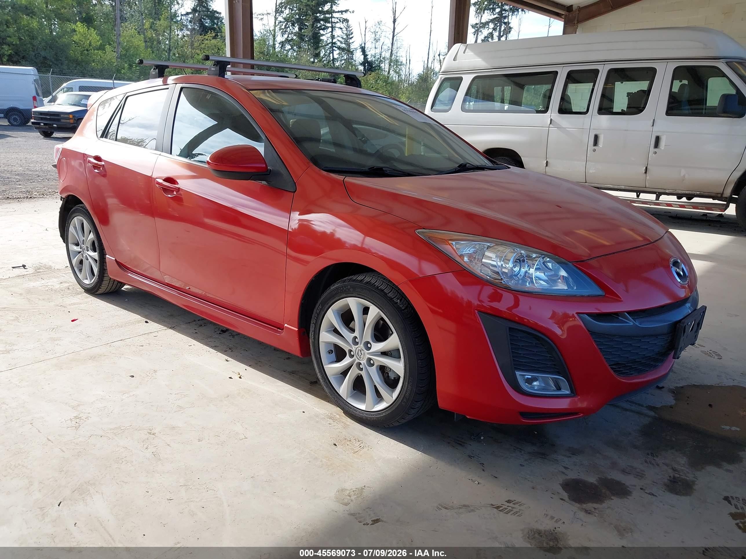 2011 Mazda Mazda3 S Sport Red vin: JM1BL1K52B1360723