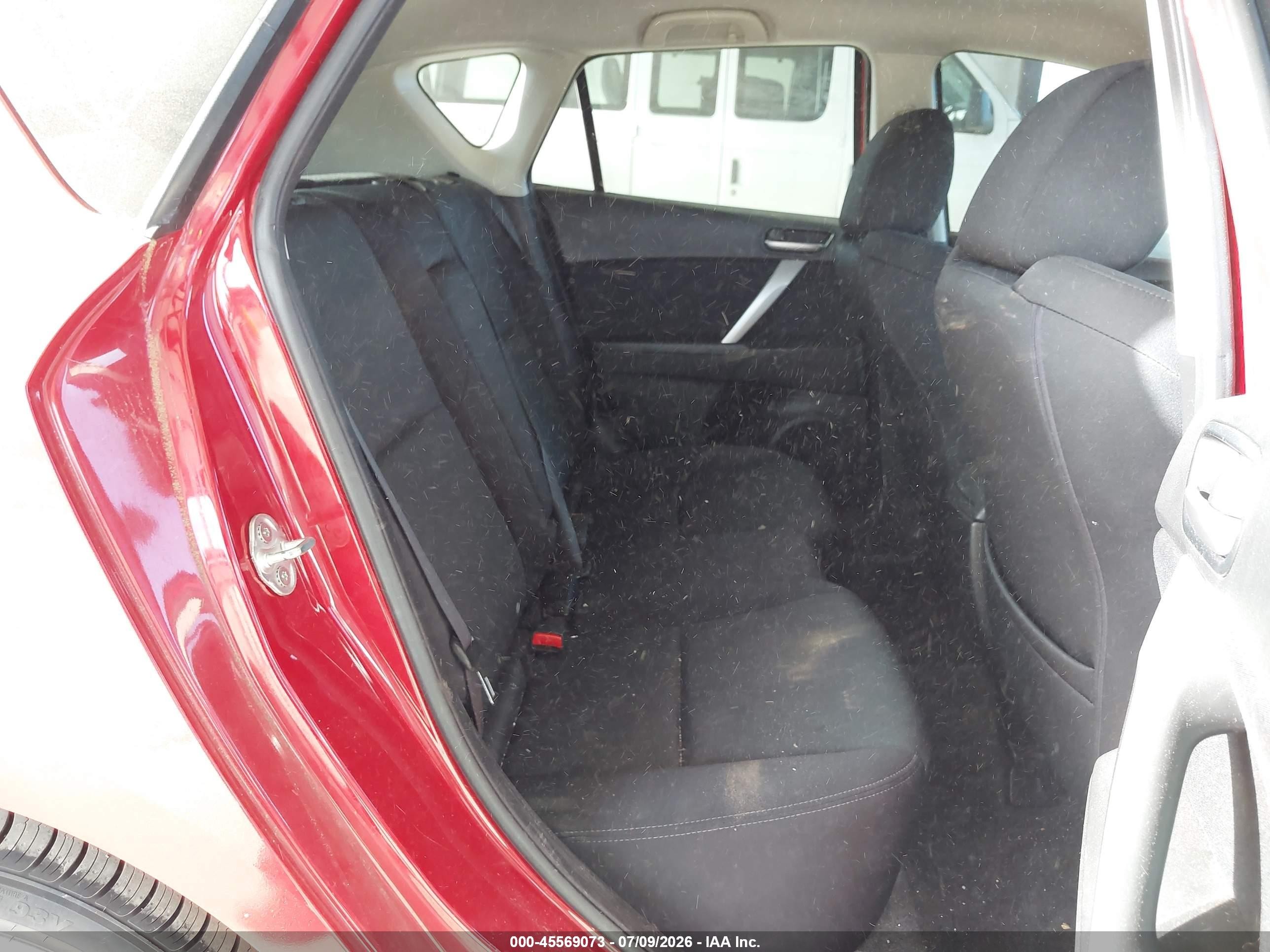 2011 Mazda Mazda3 S Sport Red vin: JM1BL1K52B1360723